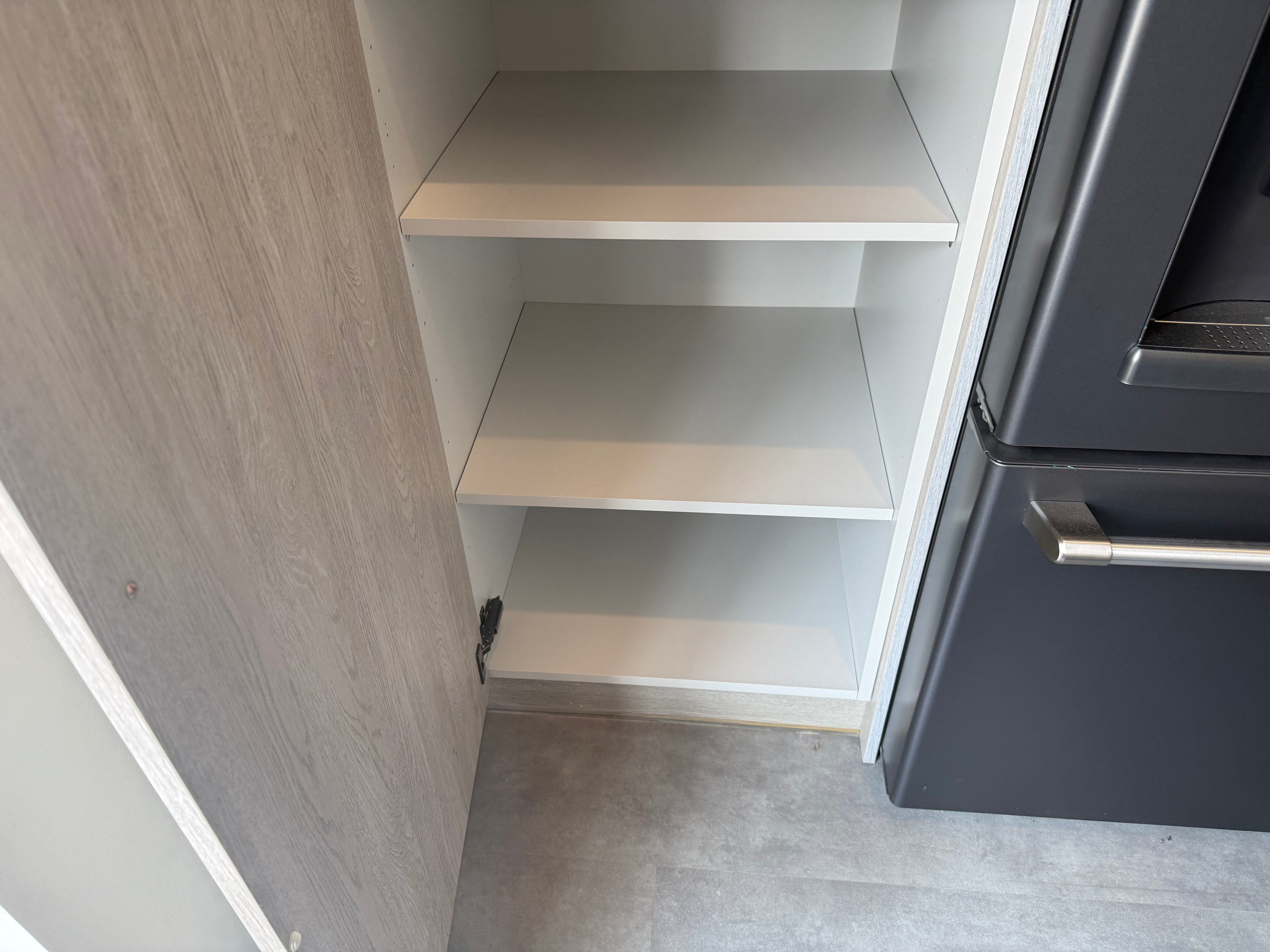 Wren Shaker Chelsea Juratek Pillow Matte and Elements Limed Oak Matte Kitchen