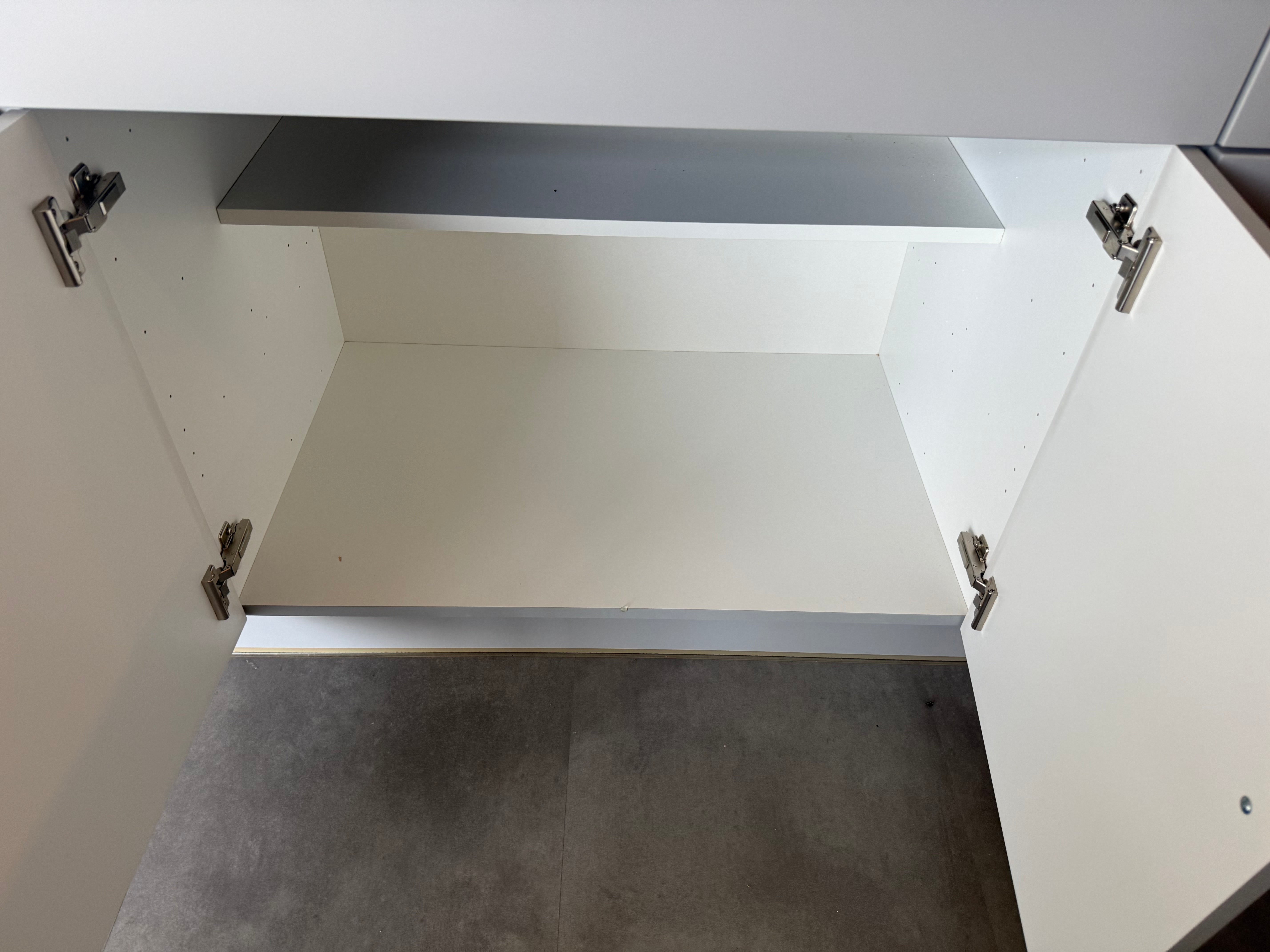 Wren Architect Ash Gray Matte Kitchen