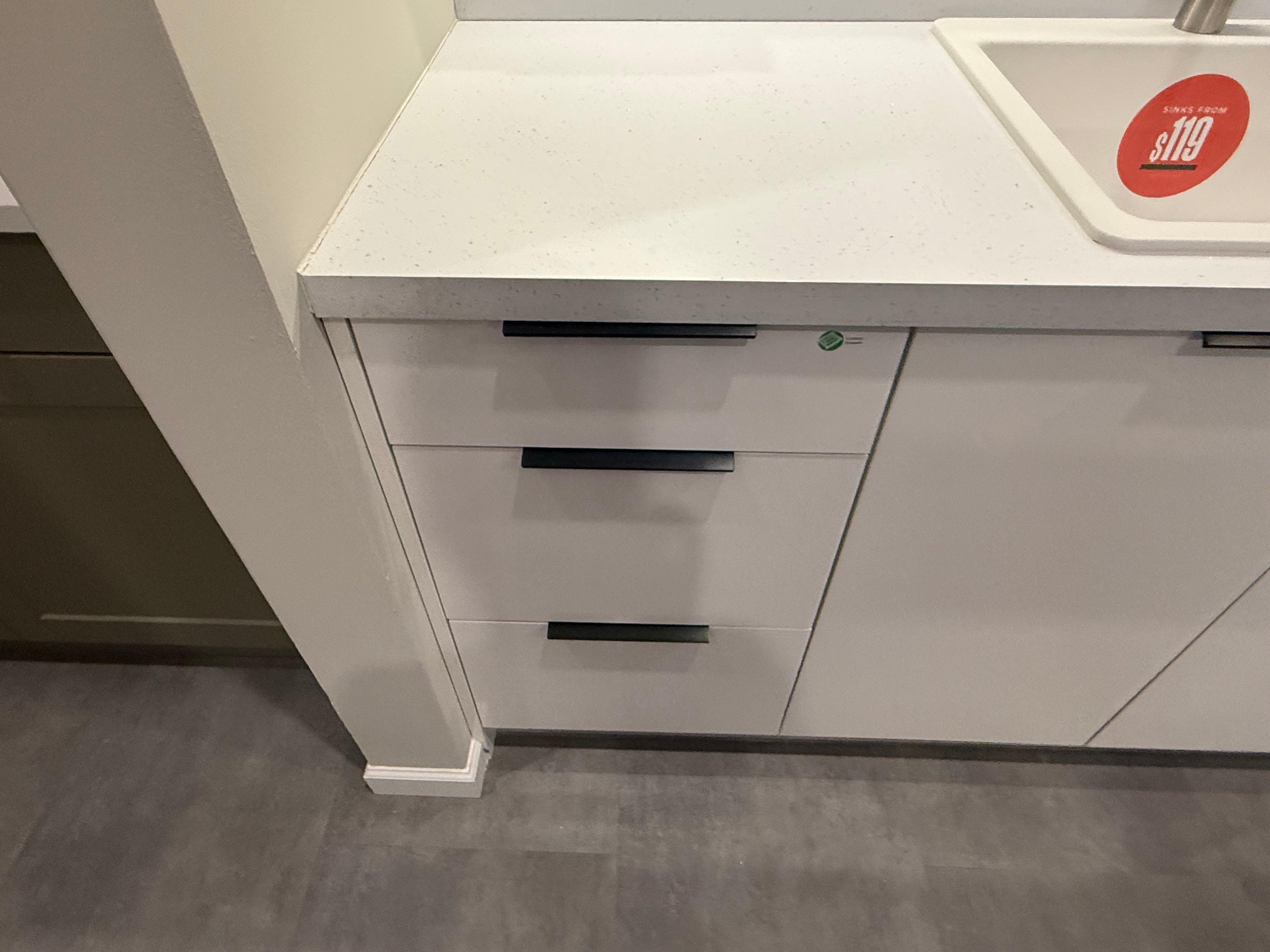 Wren Ultra Bianco Gloss Kitchen