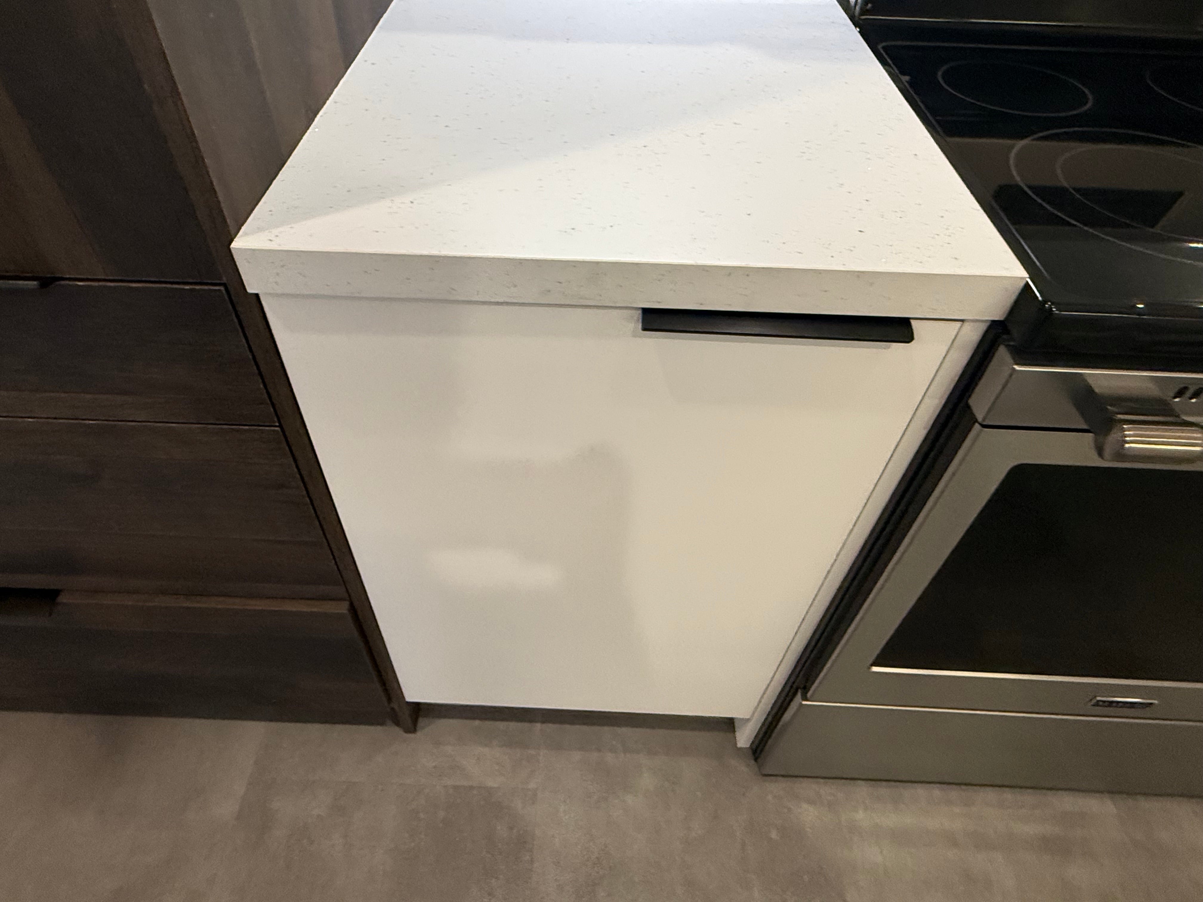 Wren Ultra Bianco Gloss Kitchen
