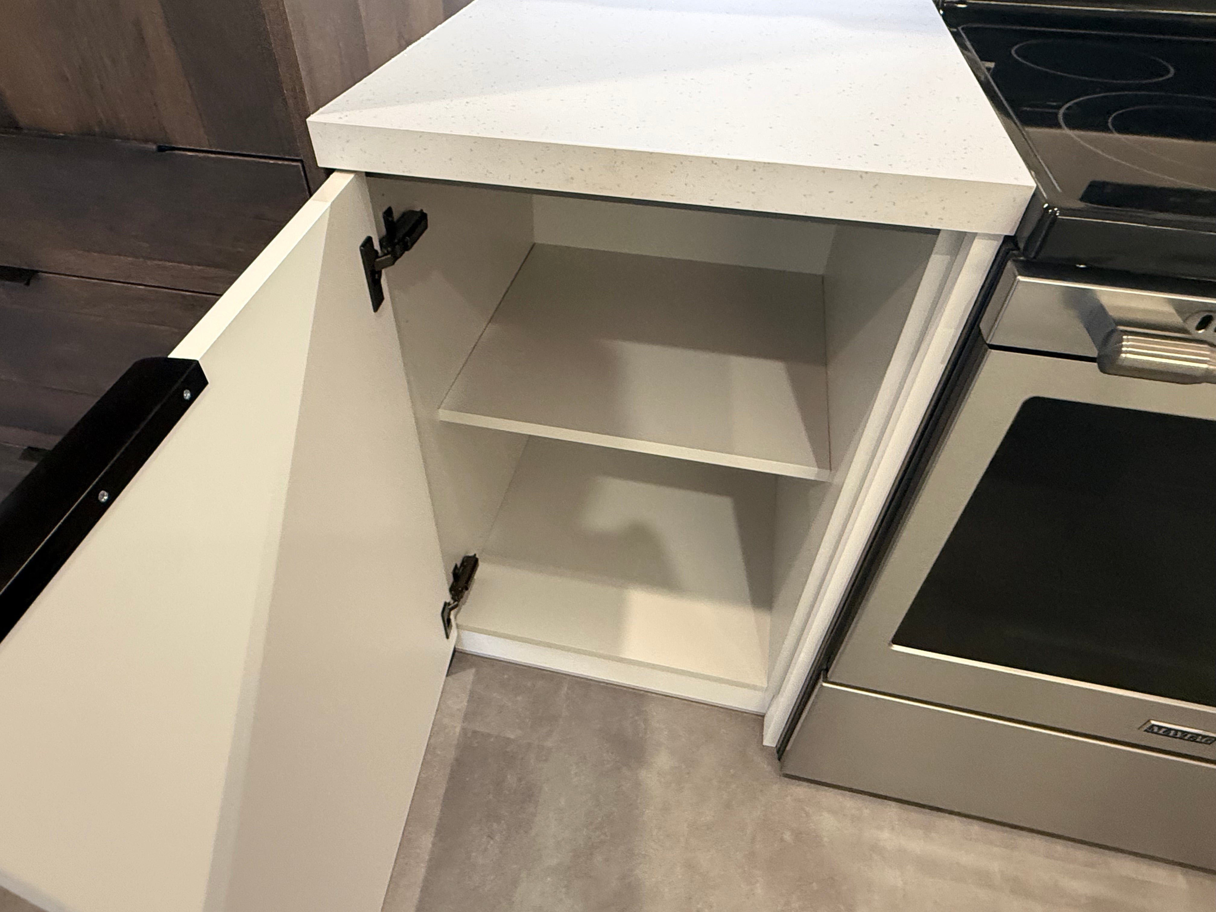 Wren Ultra Bianco Gloss Kitchen