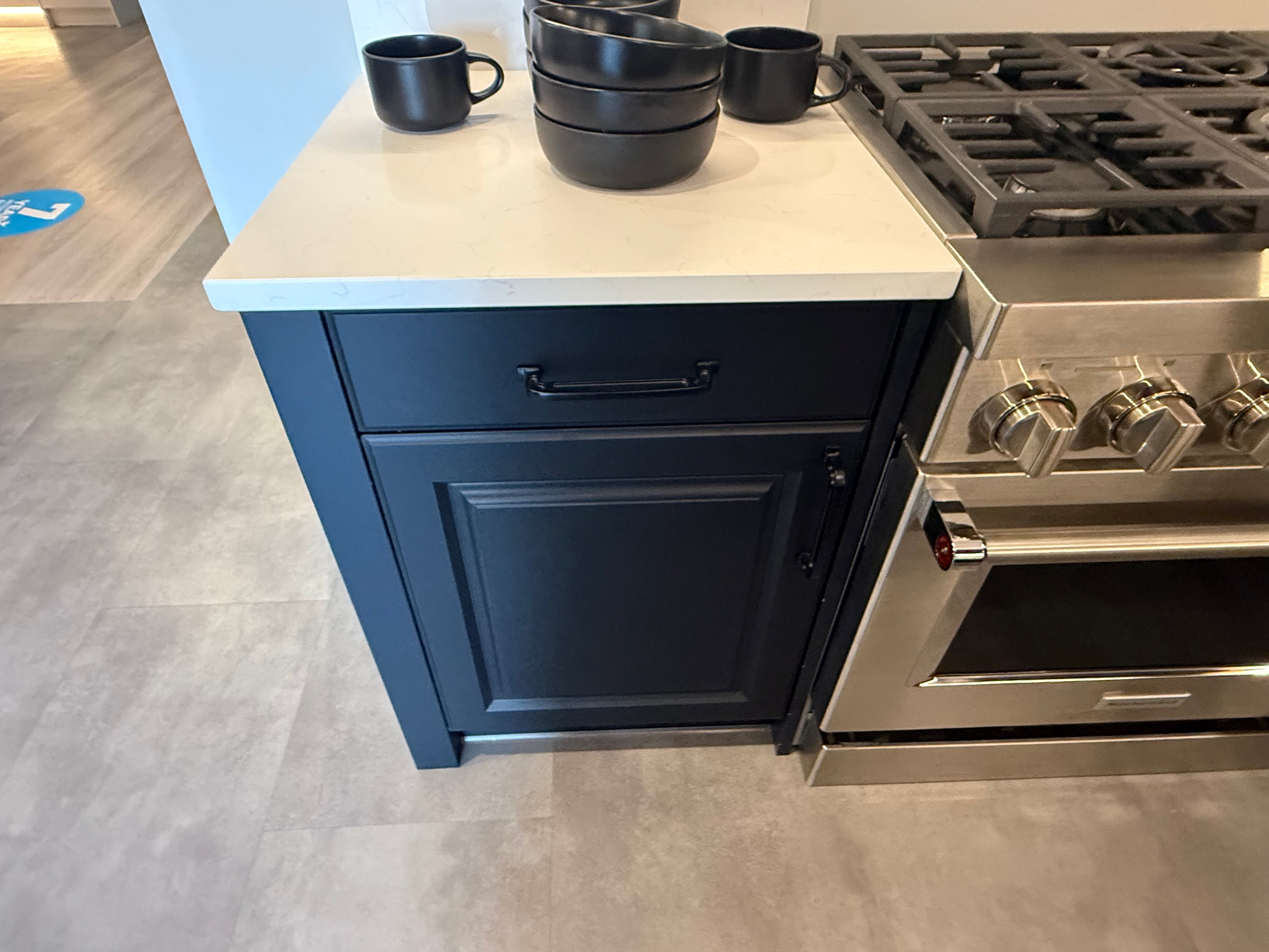 Wren Georgian Juratek Nero Matte Kitchen