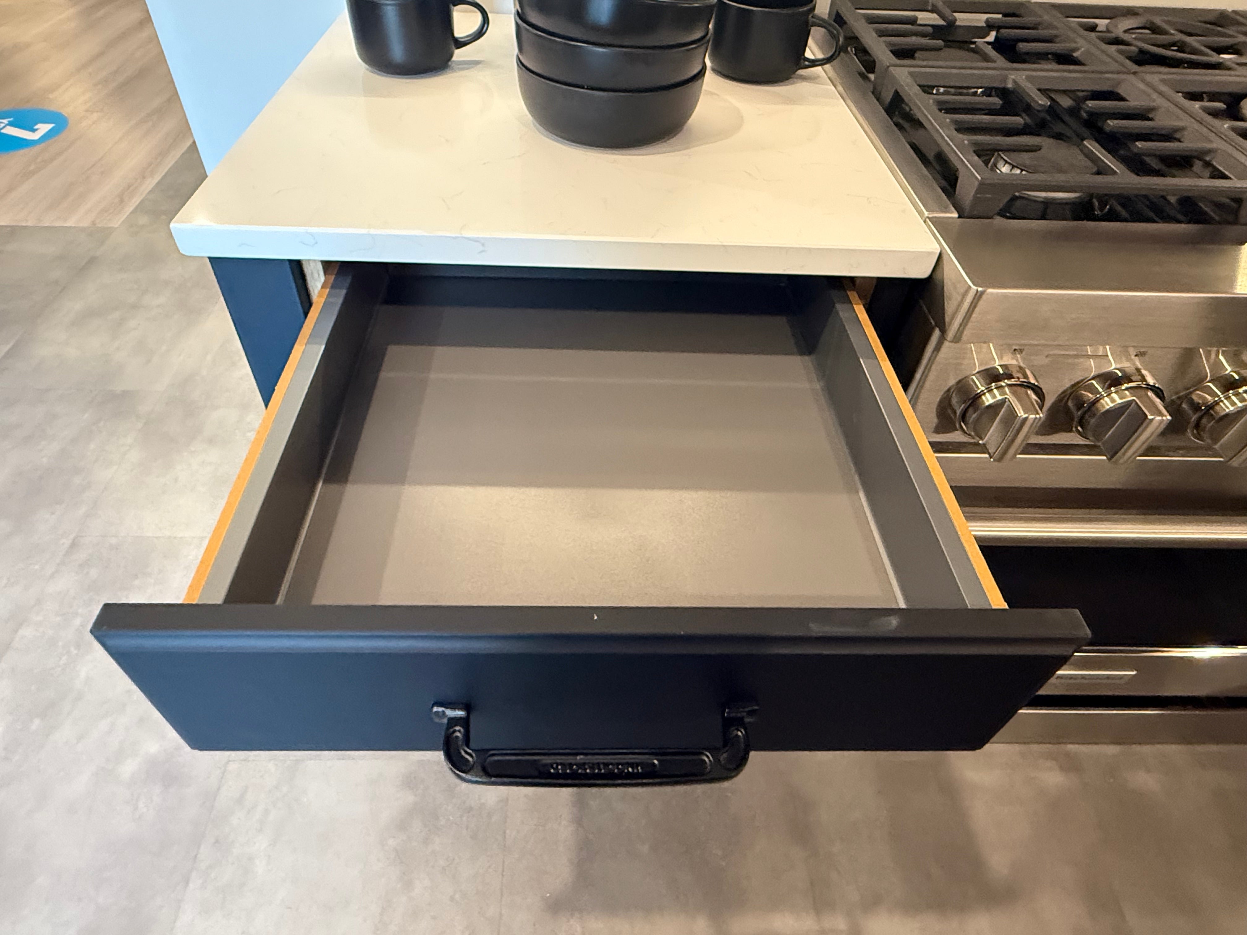 Wren Georgian Juratek Nero Matte Kitchen