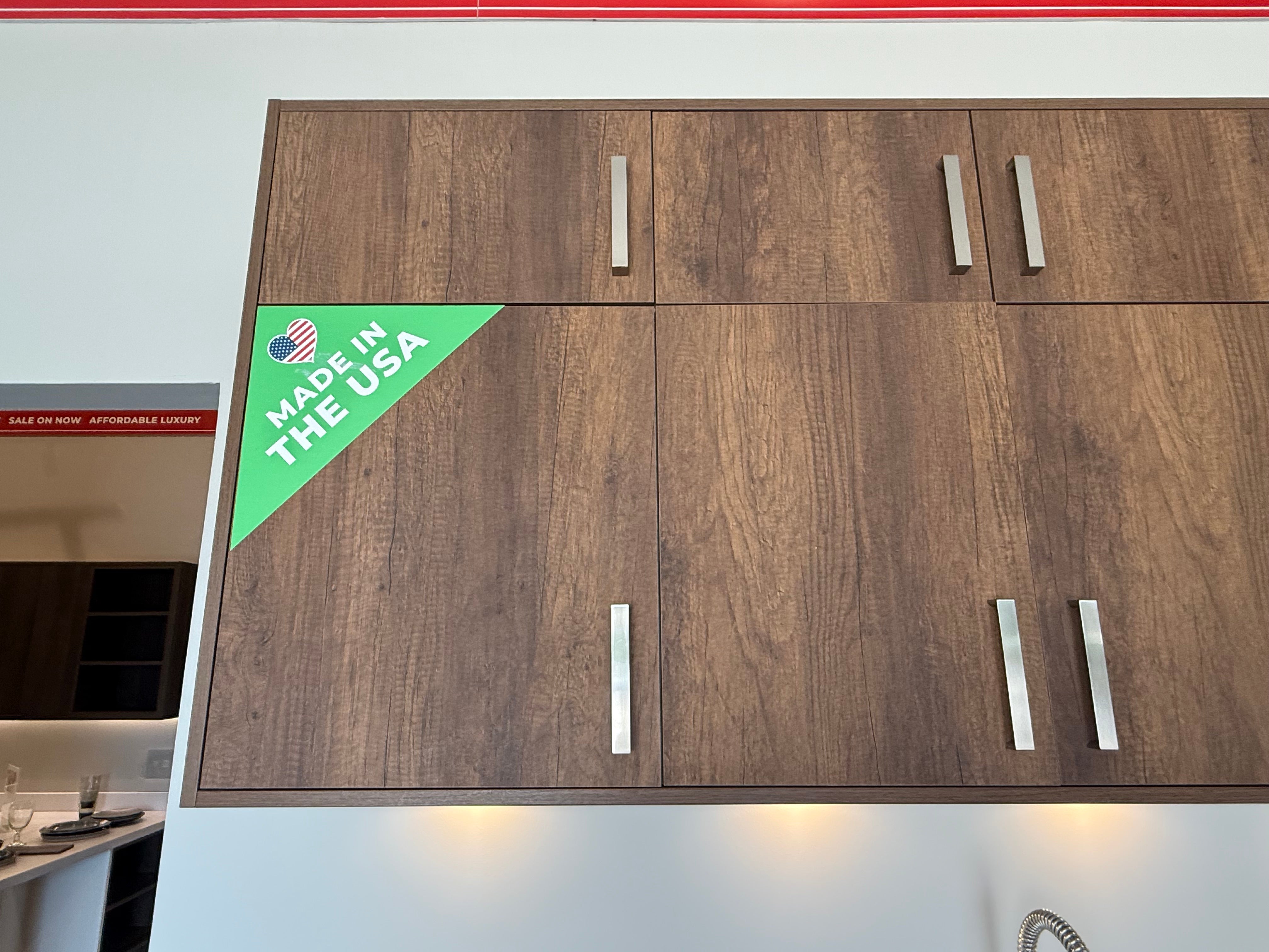 Wren Ultra Eden Green Gloss & Elements Saddle Oak Matte Kitchen