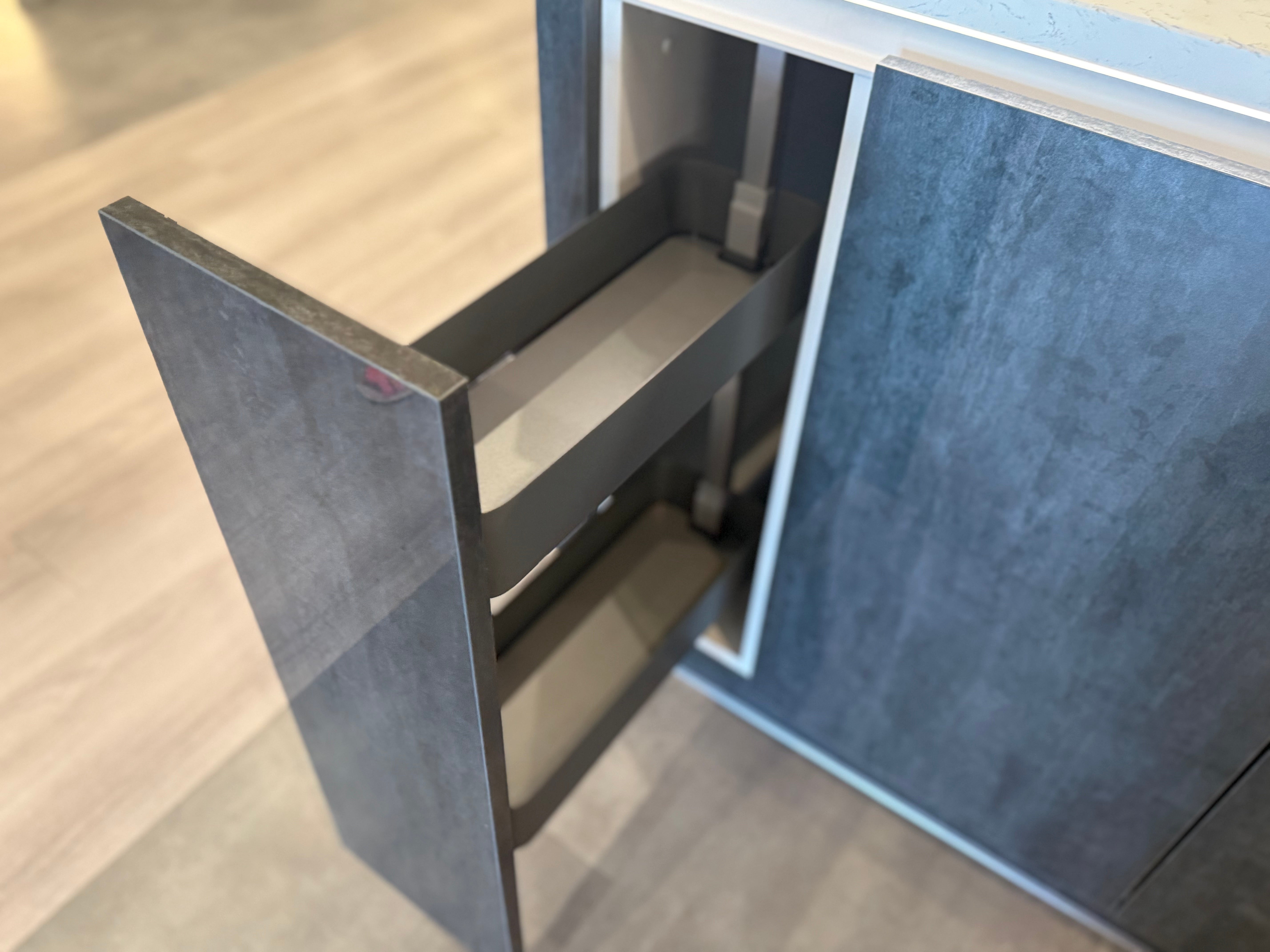 Wren Milano Elements Mettallic Slate Gloss & Ultra Pencil Gray Gloss Kitchen