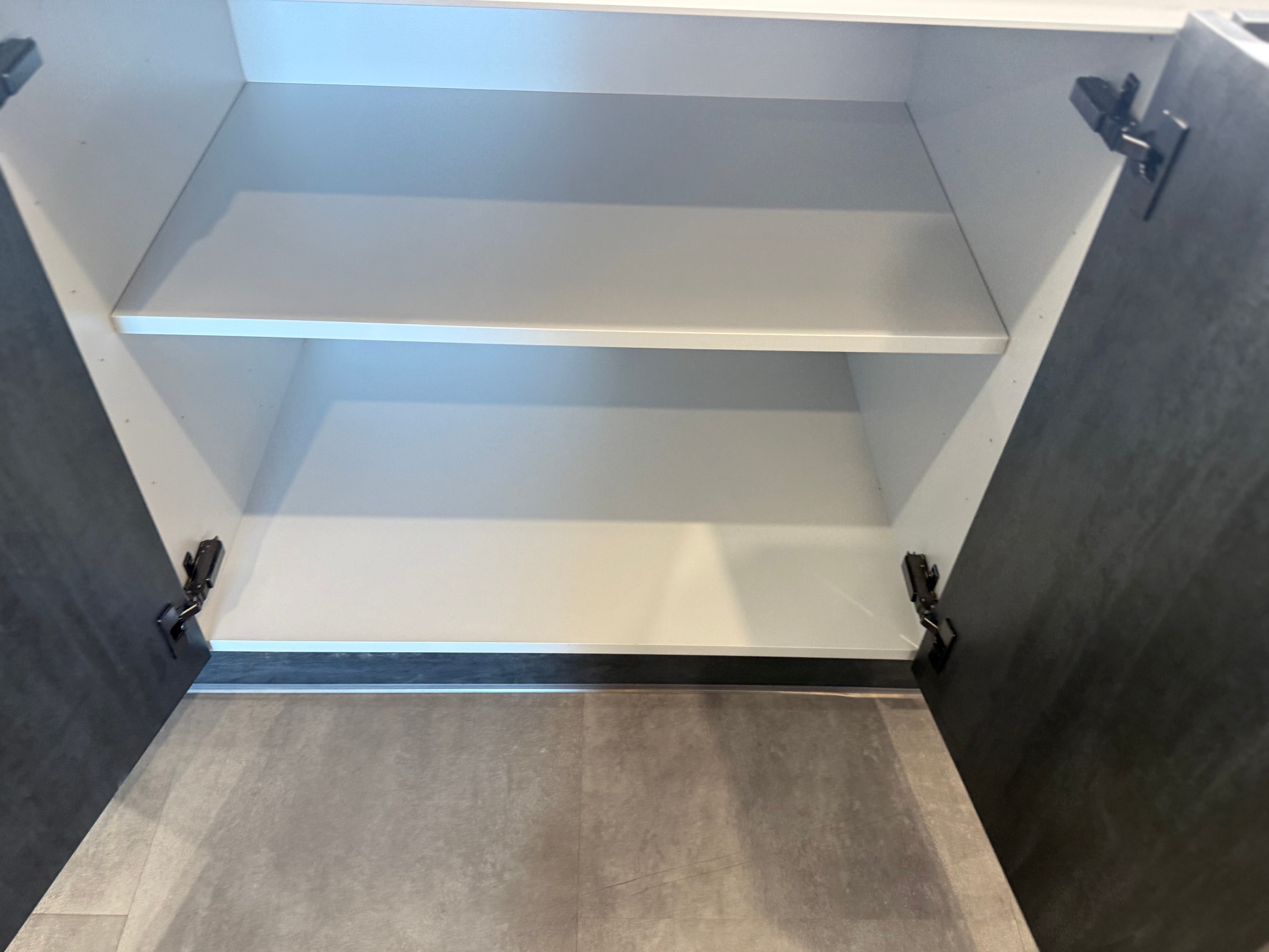 Wren Milano Elements Mettallic Slate Gloss & Ultra Pencil Gray Gloss Kitchen