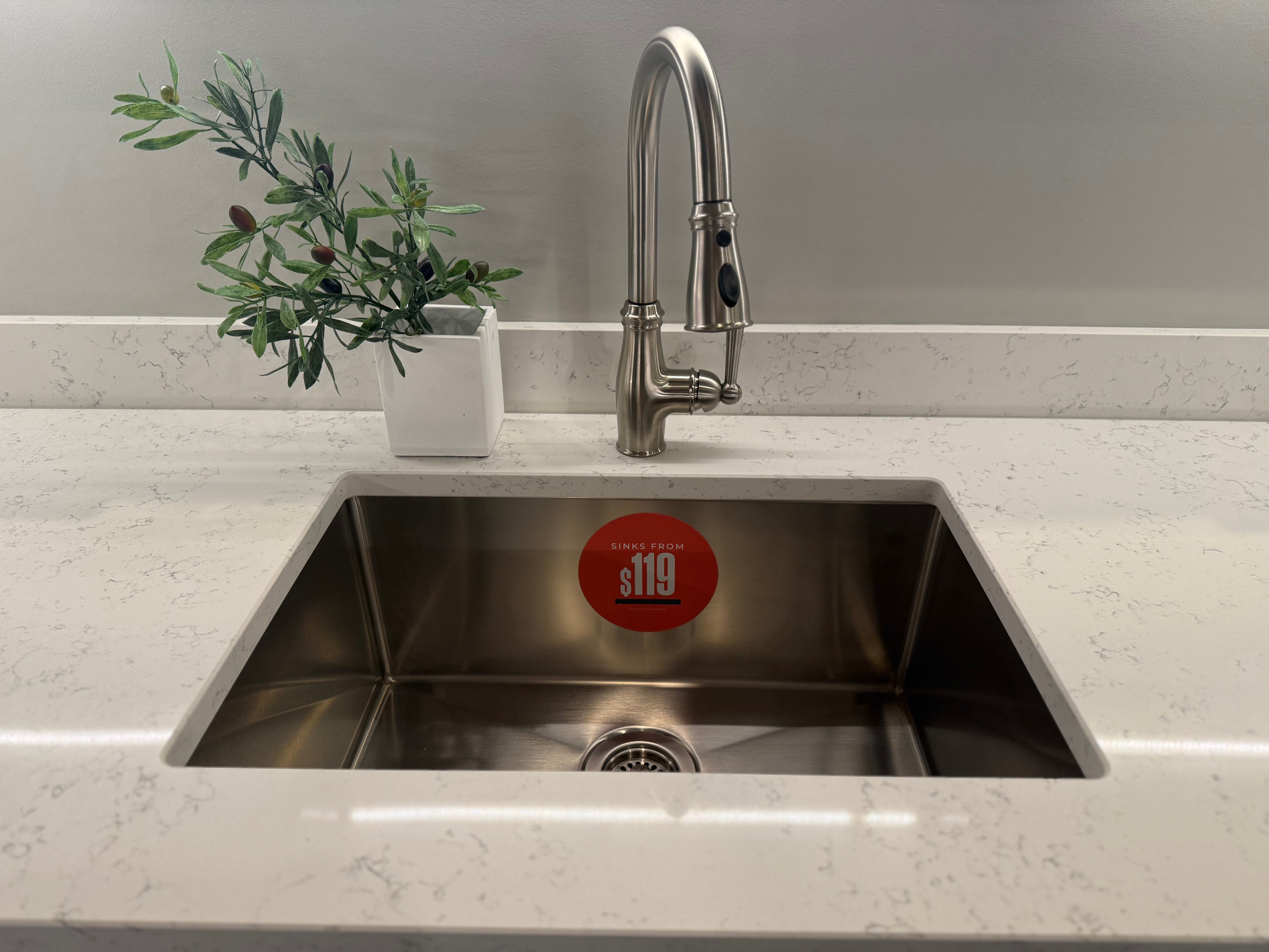 Wren Milano Elements Mettallic Slate Gloss & Ultra Pencil Gray Gloss Kitchen