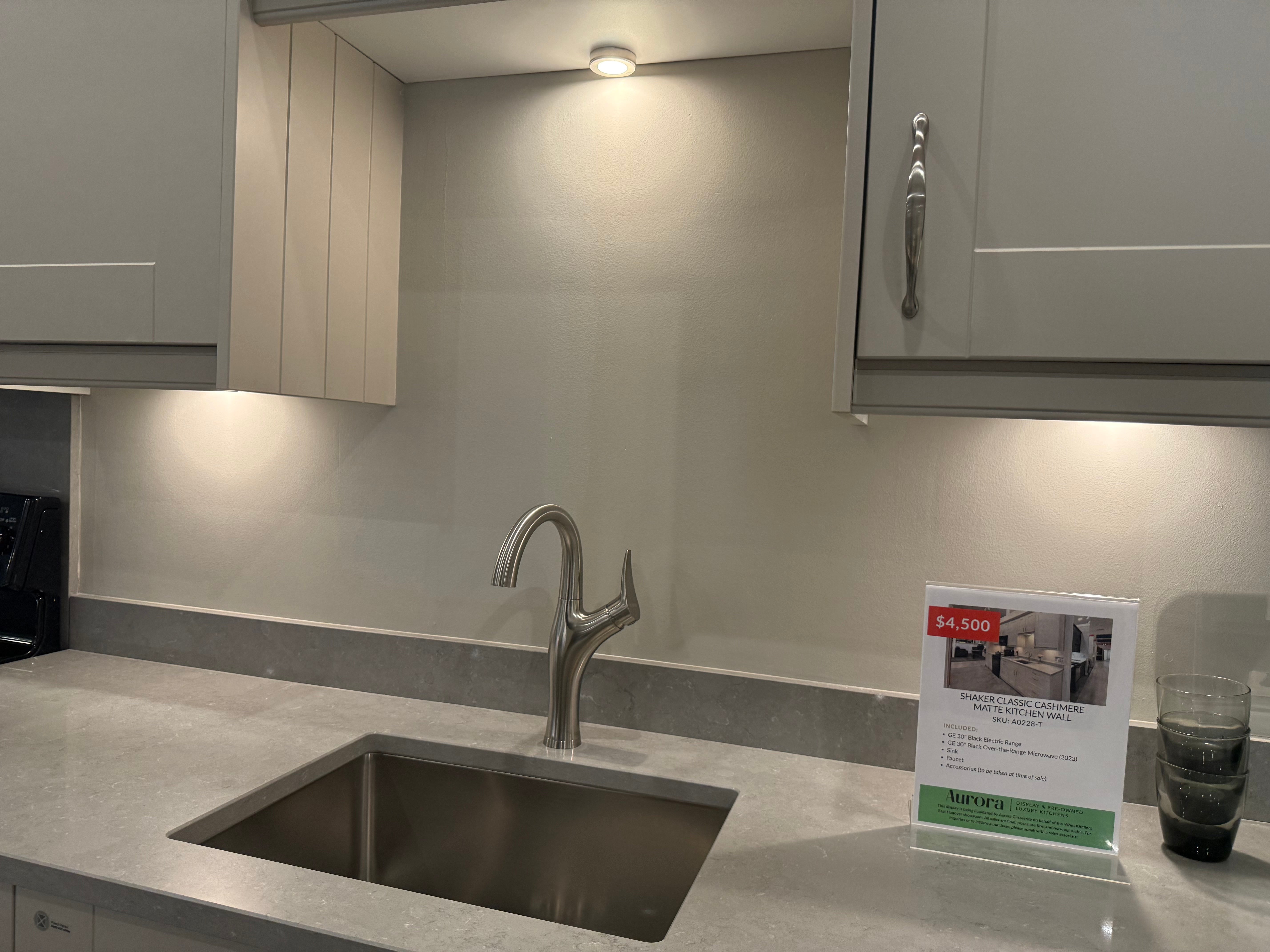 Wren Shaker Classic Cashmere Matte Kitchen Wall