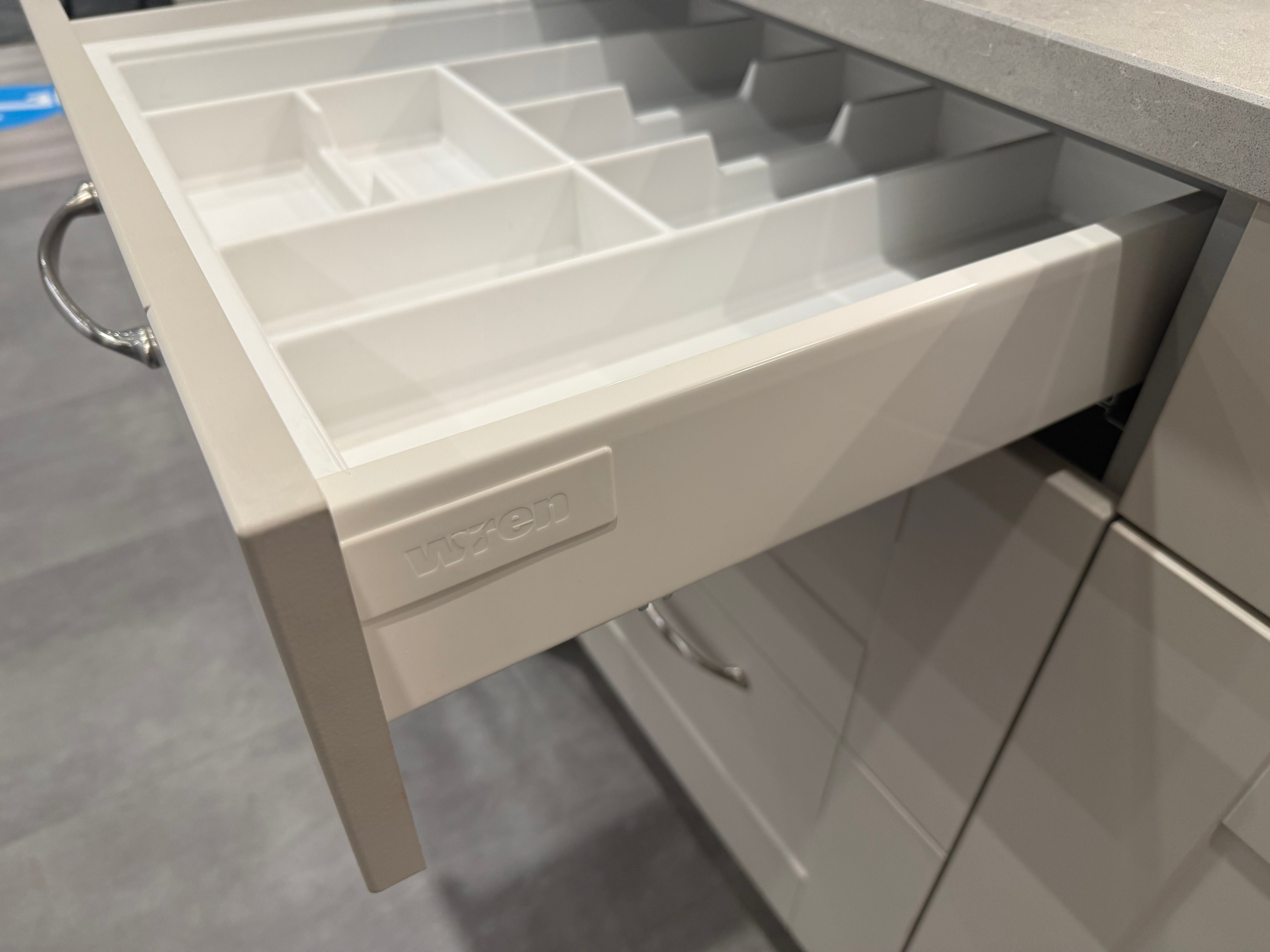 Wren Shaker Classic Cashmere Matte Kitchen Wall