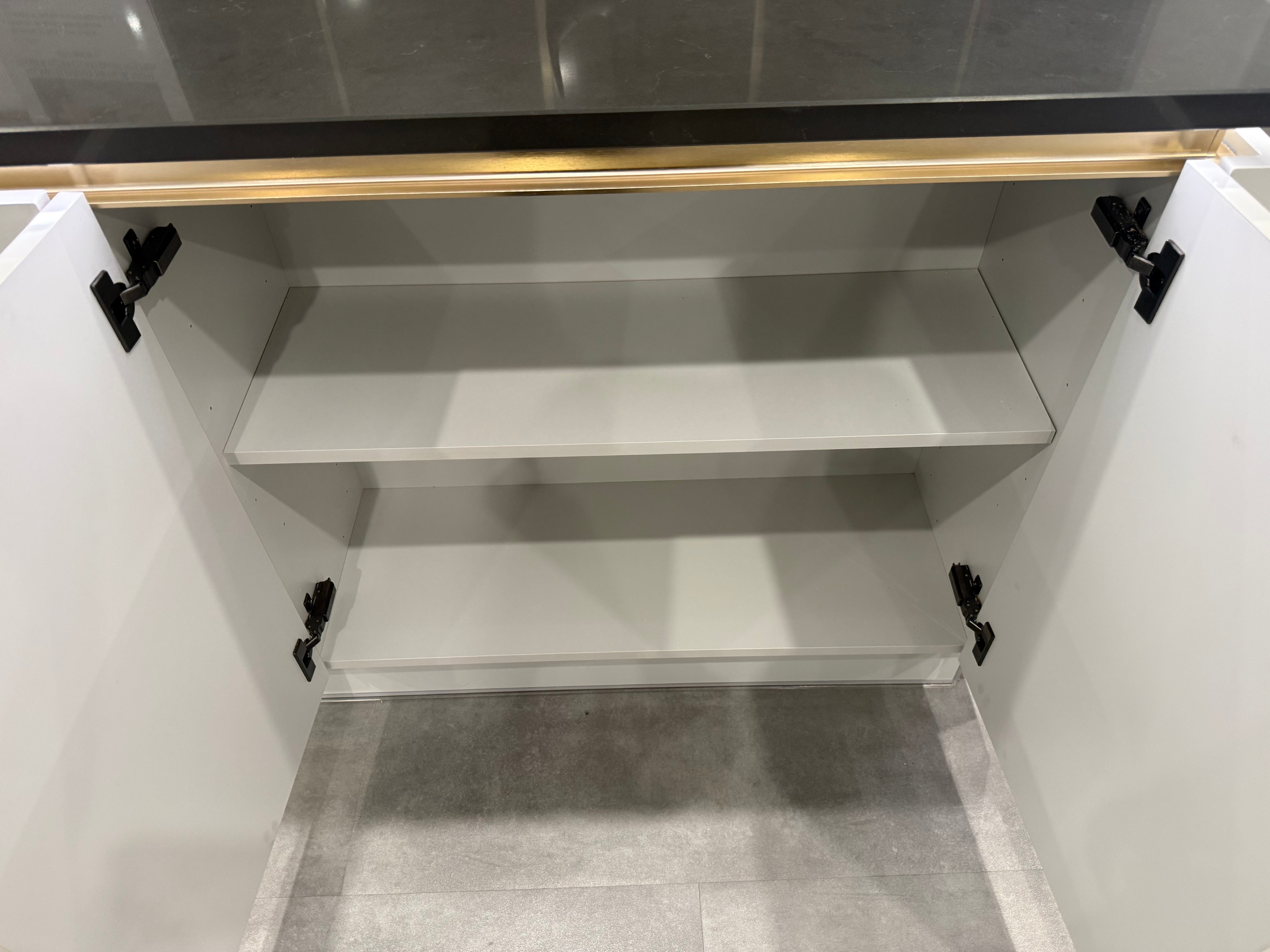 Wren Milano Elements Metallic Night Gloss & Ultra Cloud Gloss Kitchen