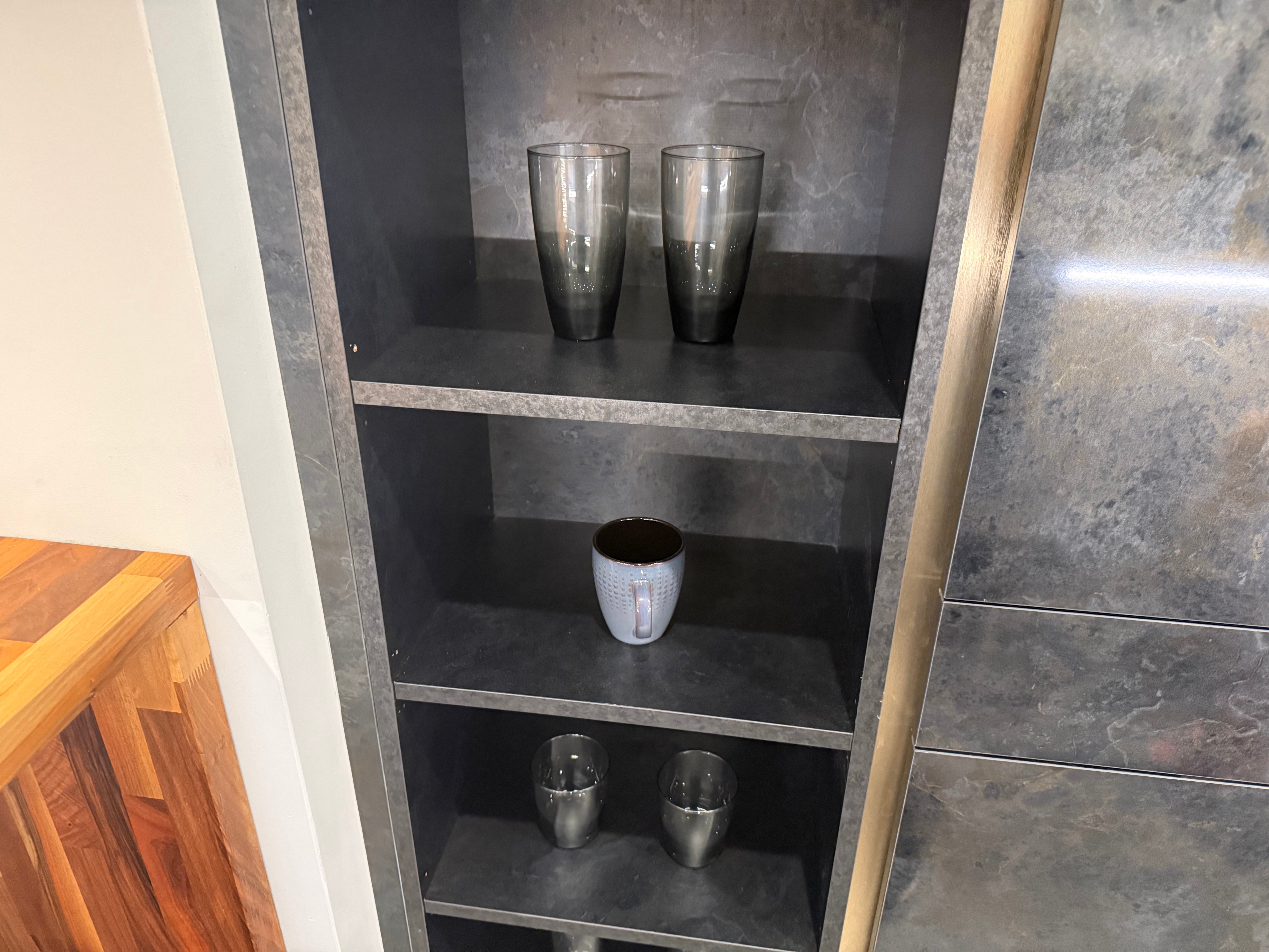Wren Milano Elements Metallic Night Gloss & Ultra Cloud Gloss Kitchen
