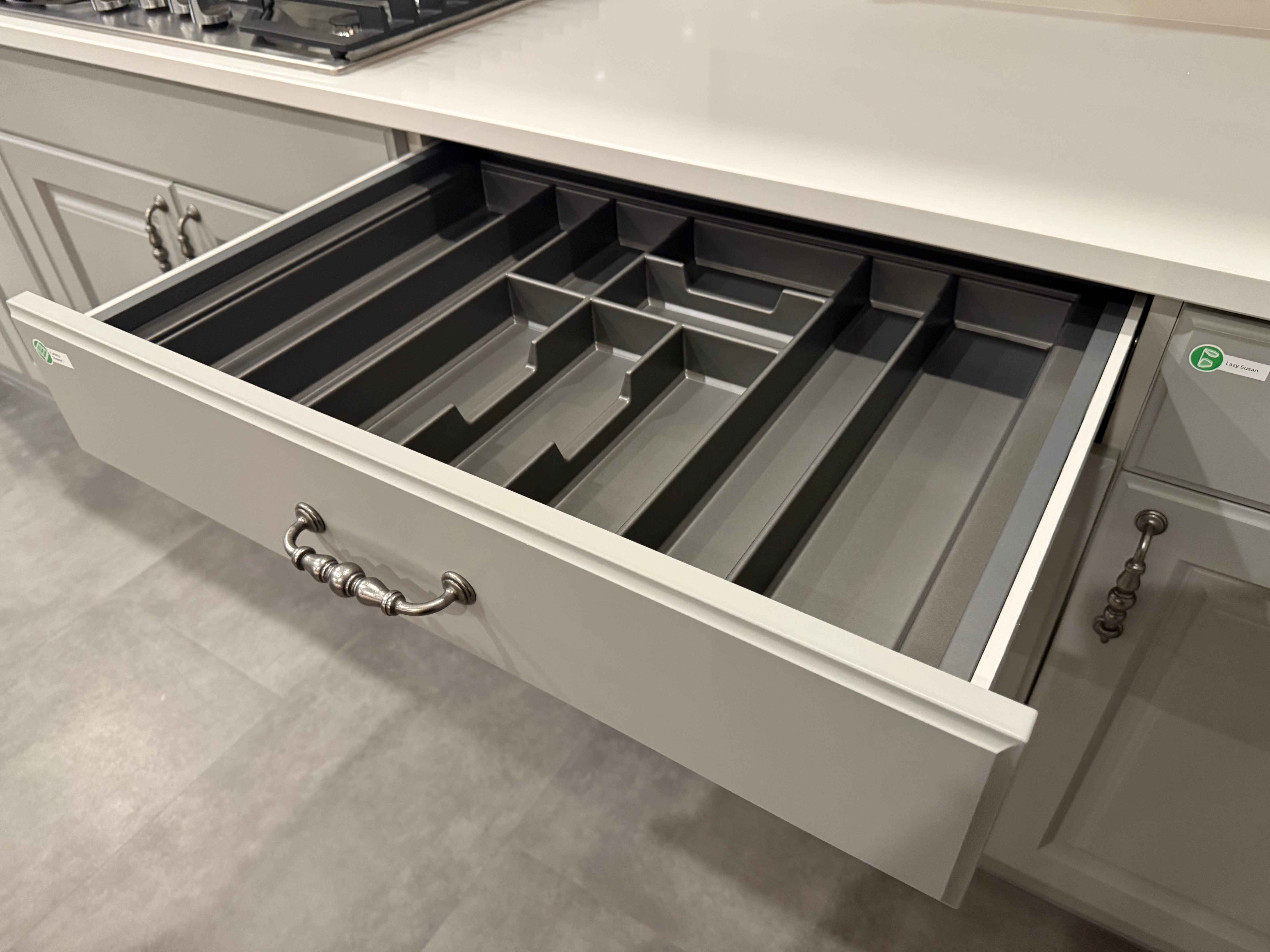 Wren Georgian Juratek Ash Gray Matte Kitchen Corner
