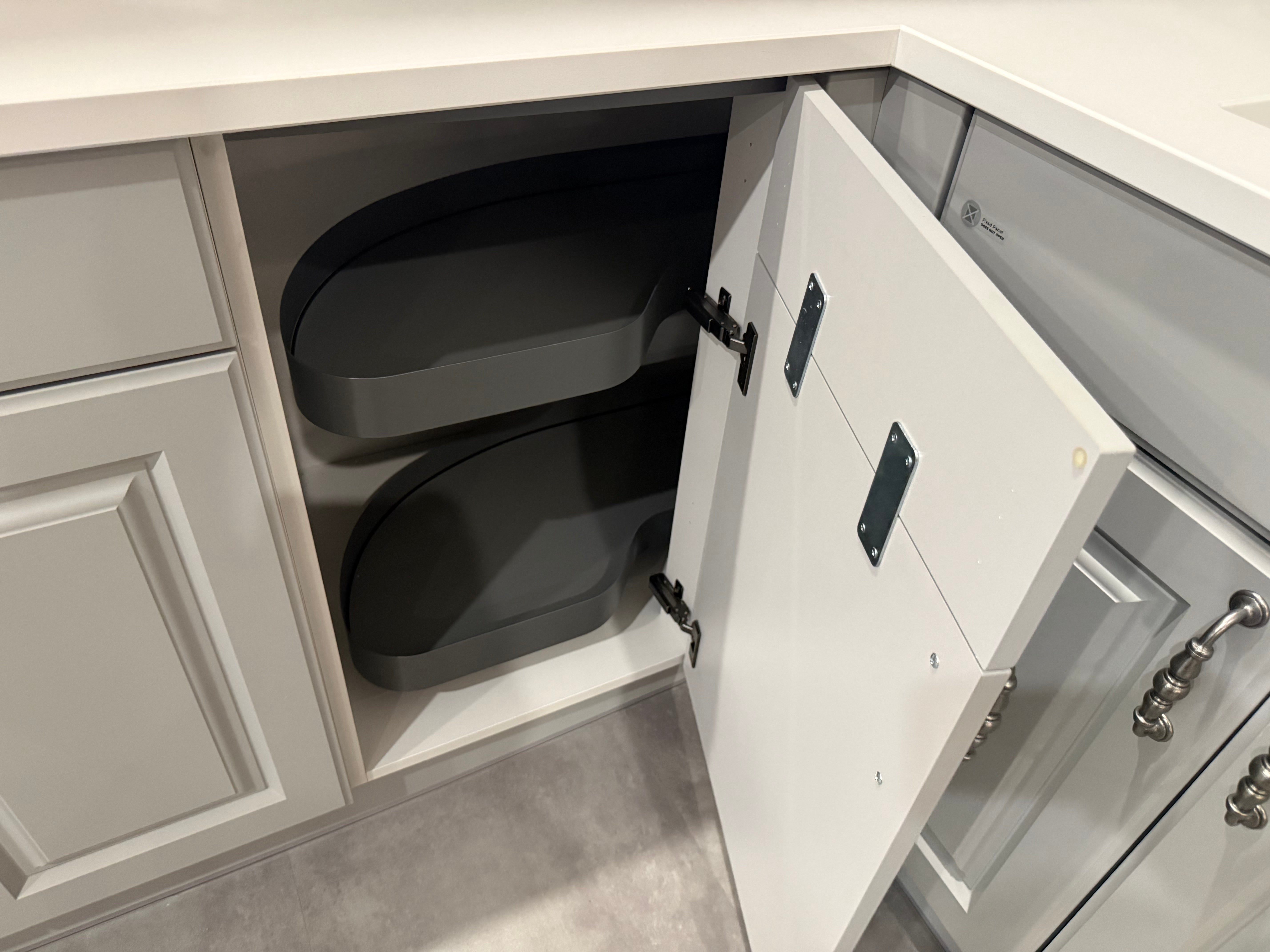 Wren Georgian Juratek Ash Gray Matte Kitchen Corner