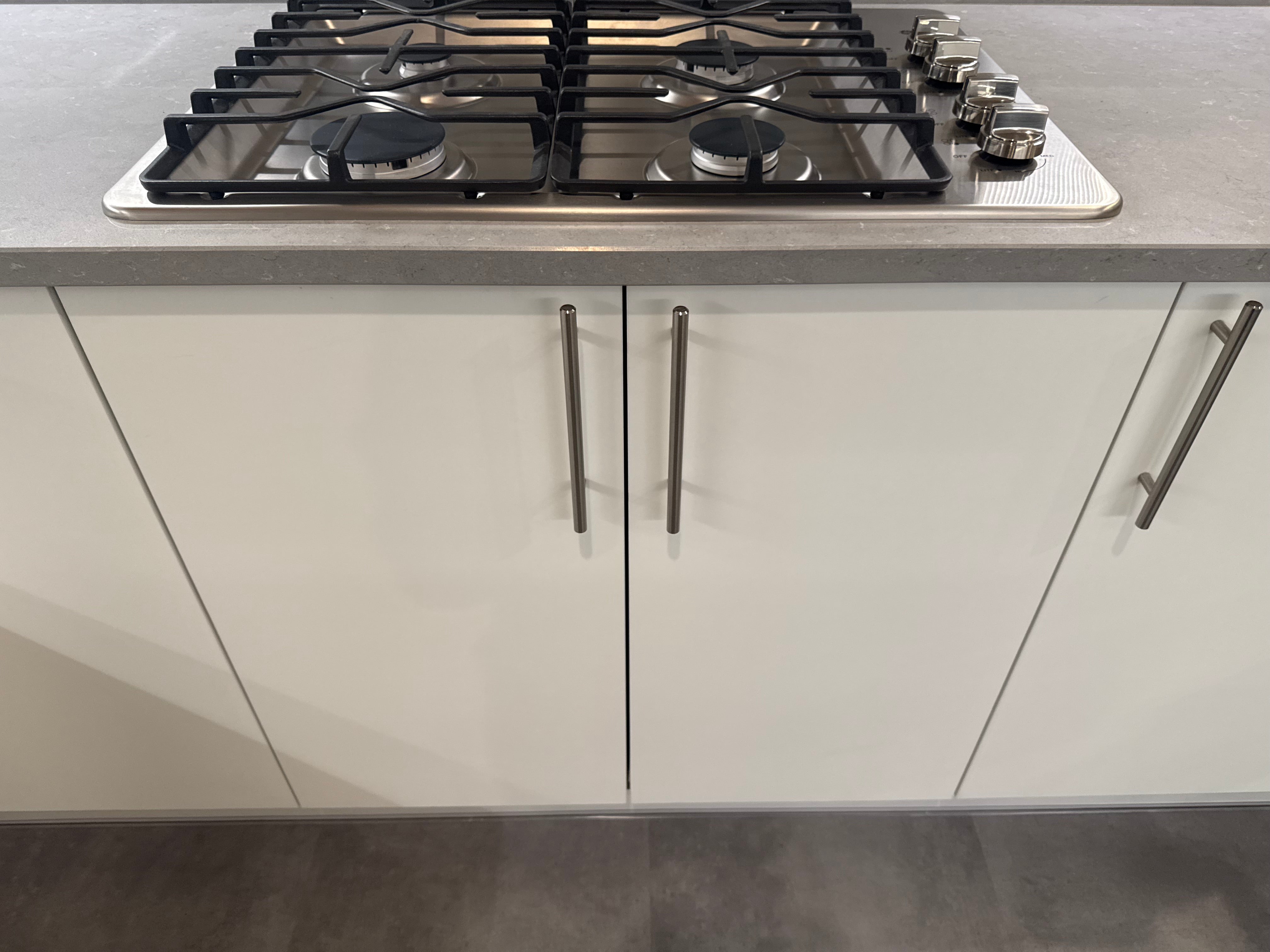 Wren Autograph White Silk Kitchen