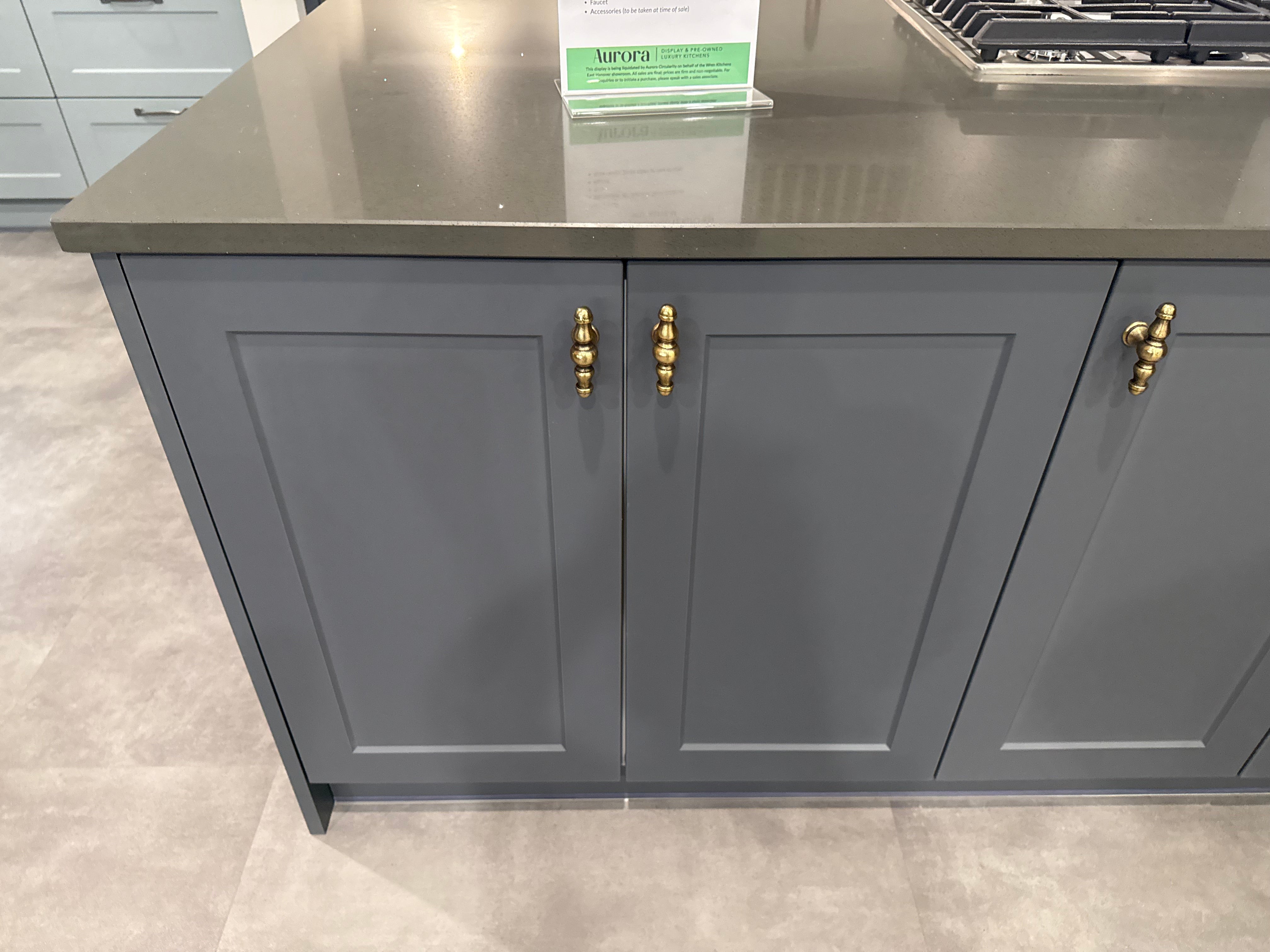 Wren Shaker Chelsea Juratek Forest Green Matte Kitchen