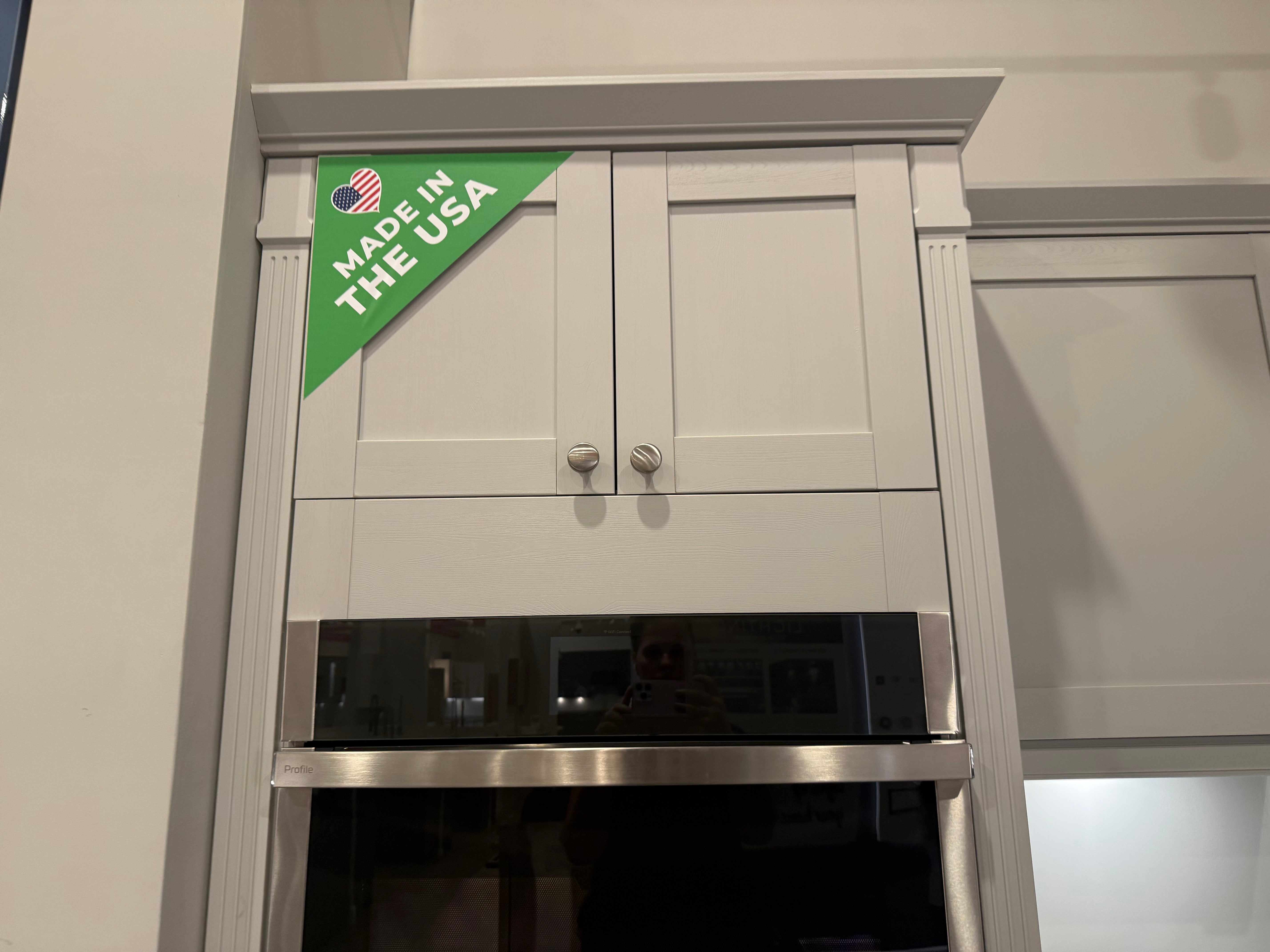 Wren Shaker Forest Classic Dust Gray & Shadow Grain Kitchen