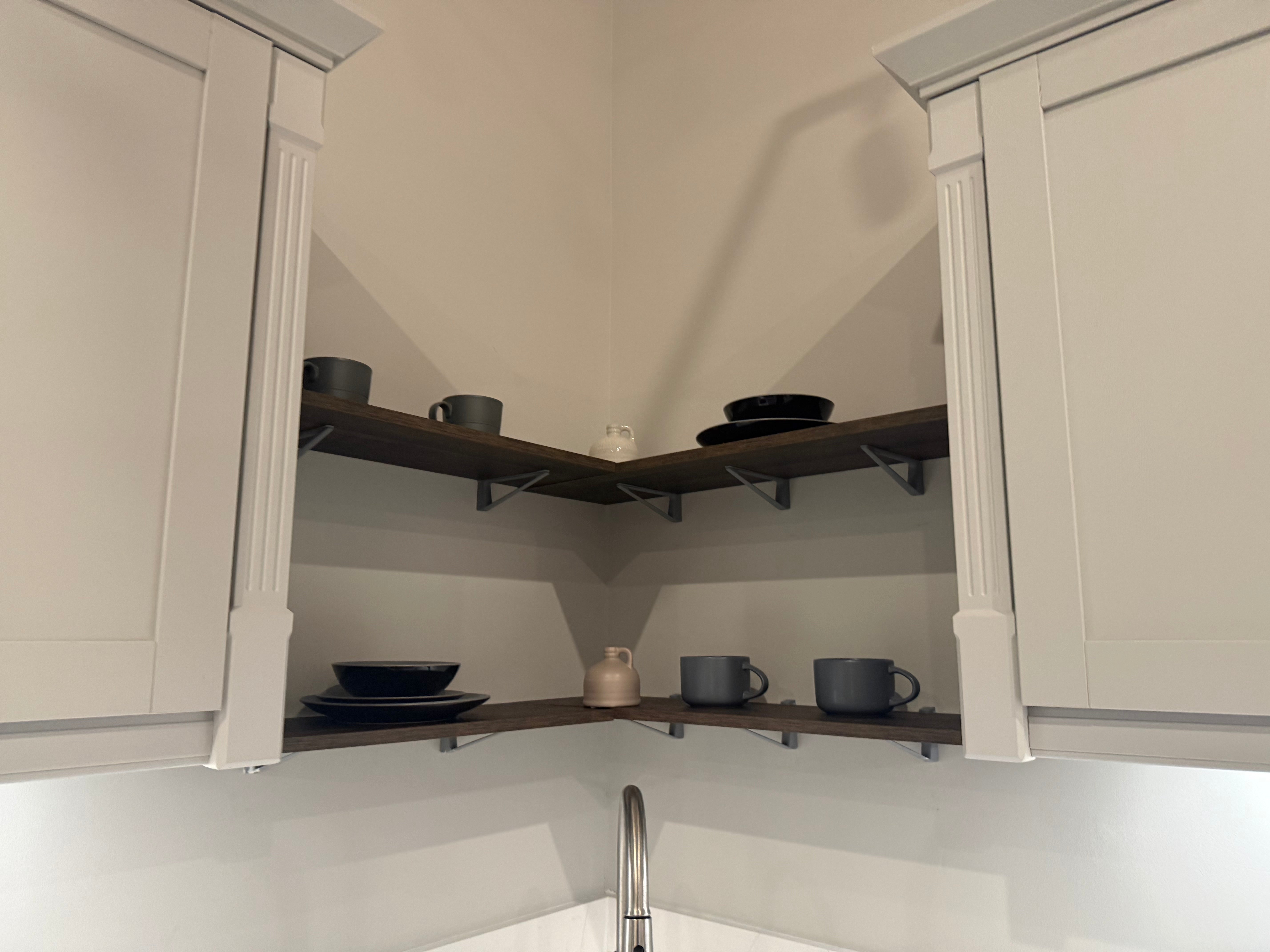 Wren Shaker Forest Classic Dust Gray & Shadow Grain Kitchen