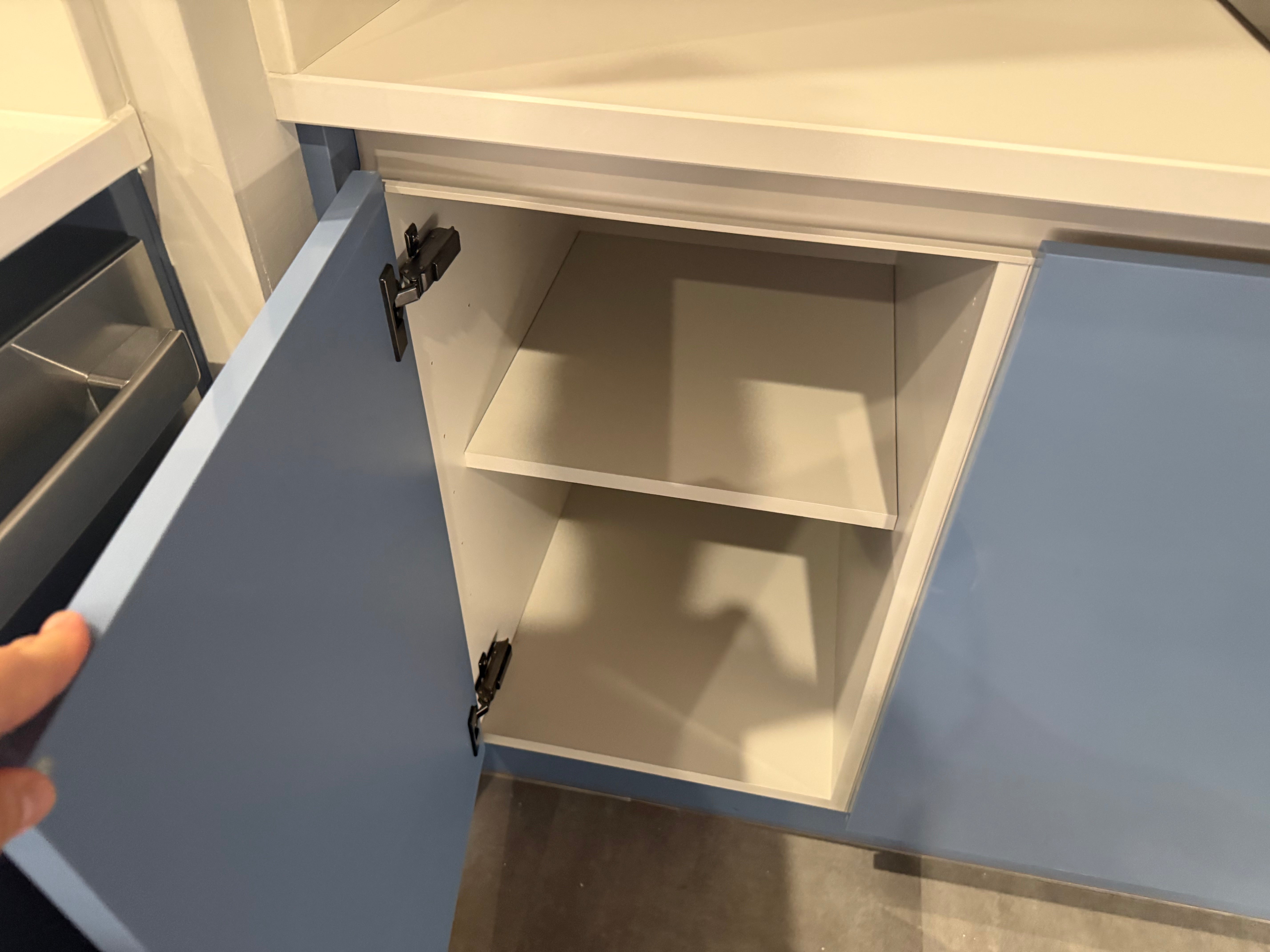 Wren Infinity Plus Blue Gloss Handleless Kitchen