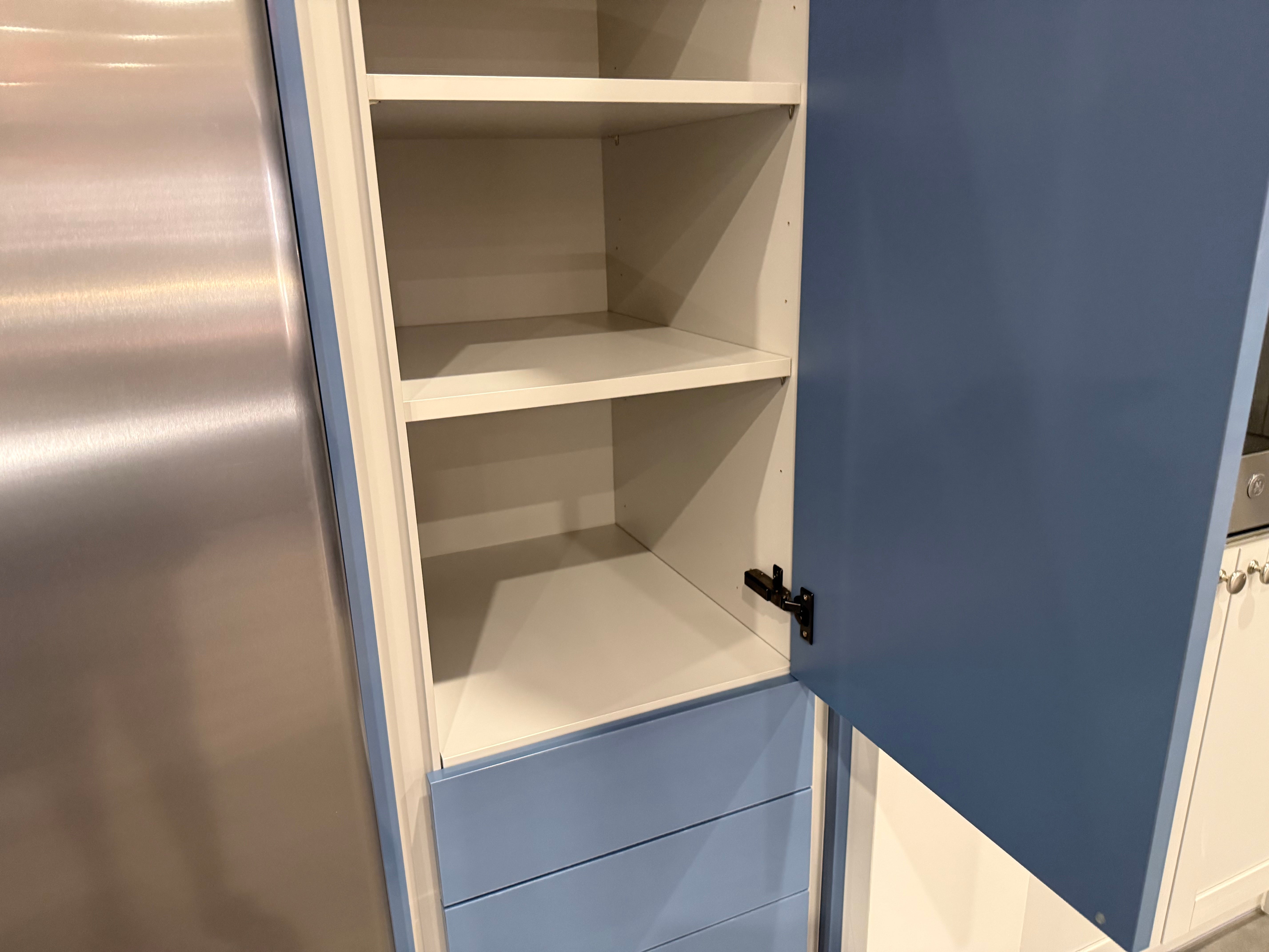 Wren Infinity Plus Blue Gloss Handleless Kitchen