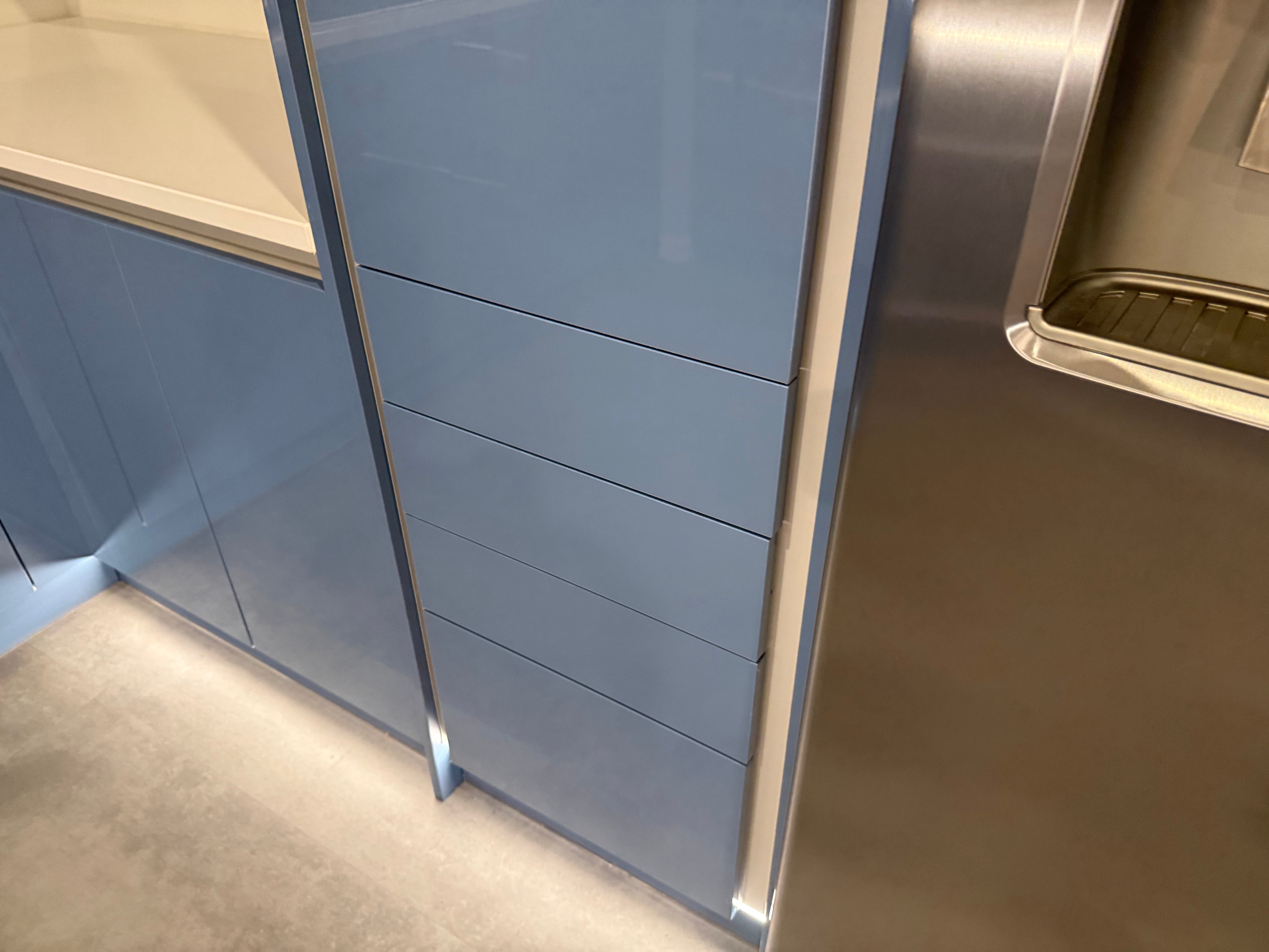 Wren Infinity Plus Blue Gloss Handleless Kitchen