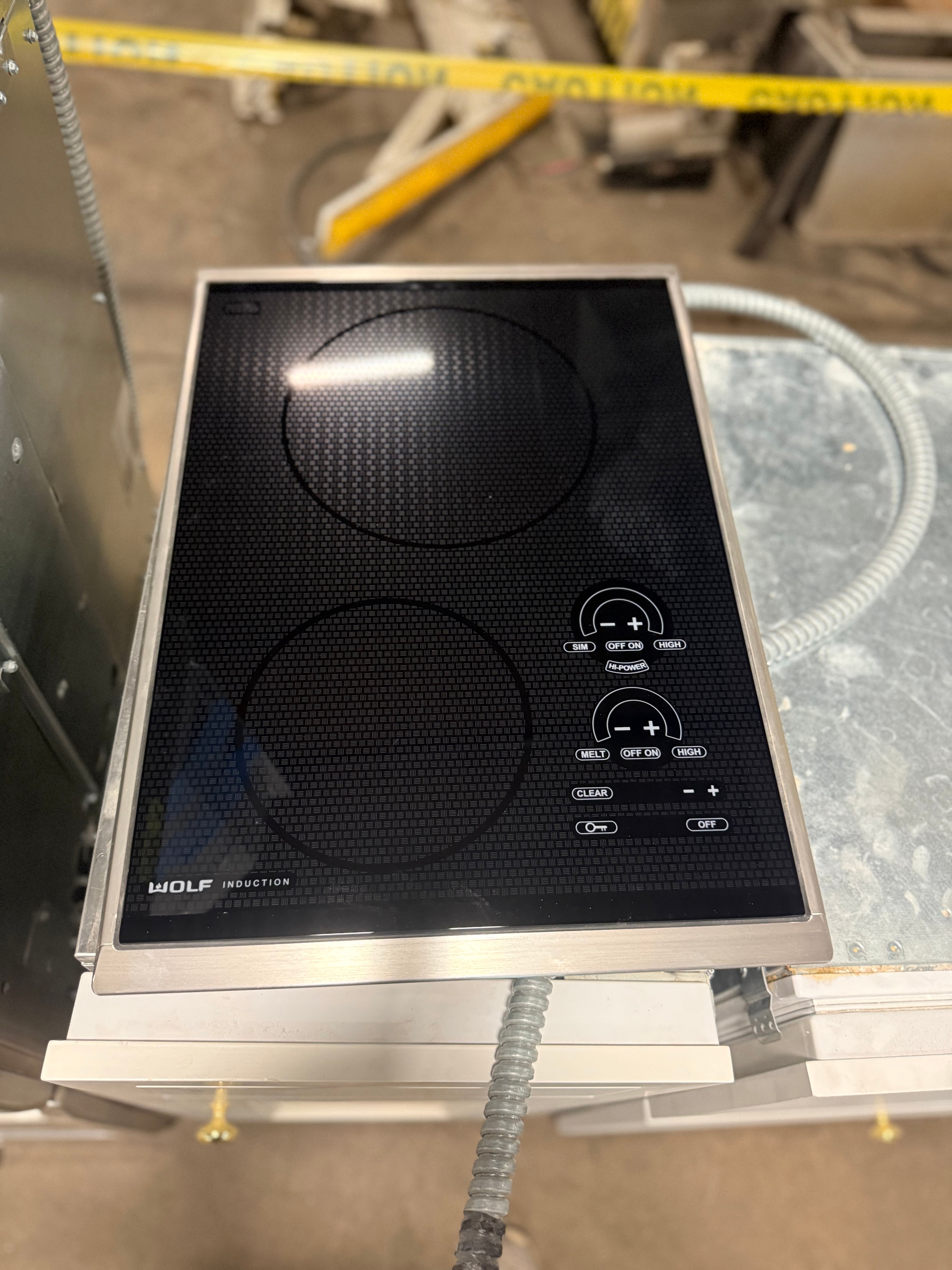 Wolf CT15I/S 15" Black Induction Cooktop