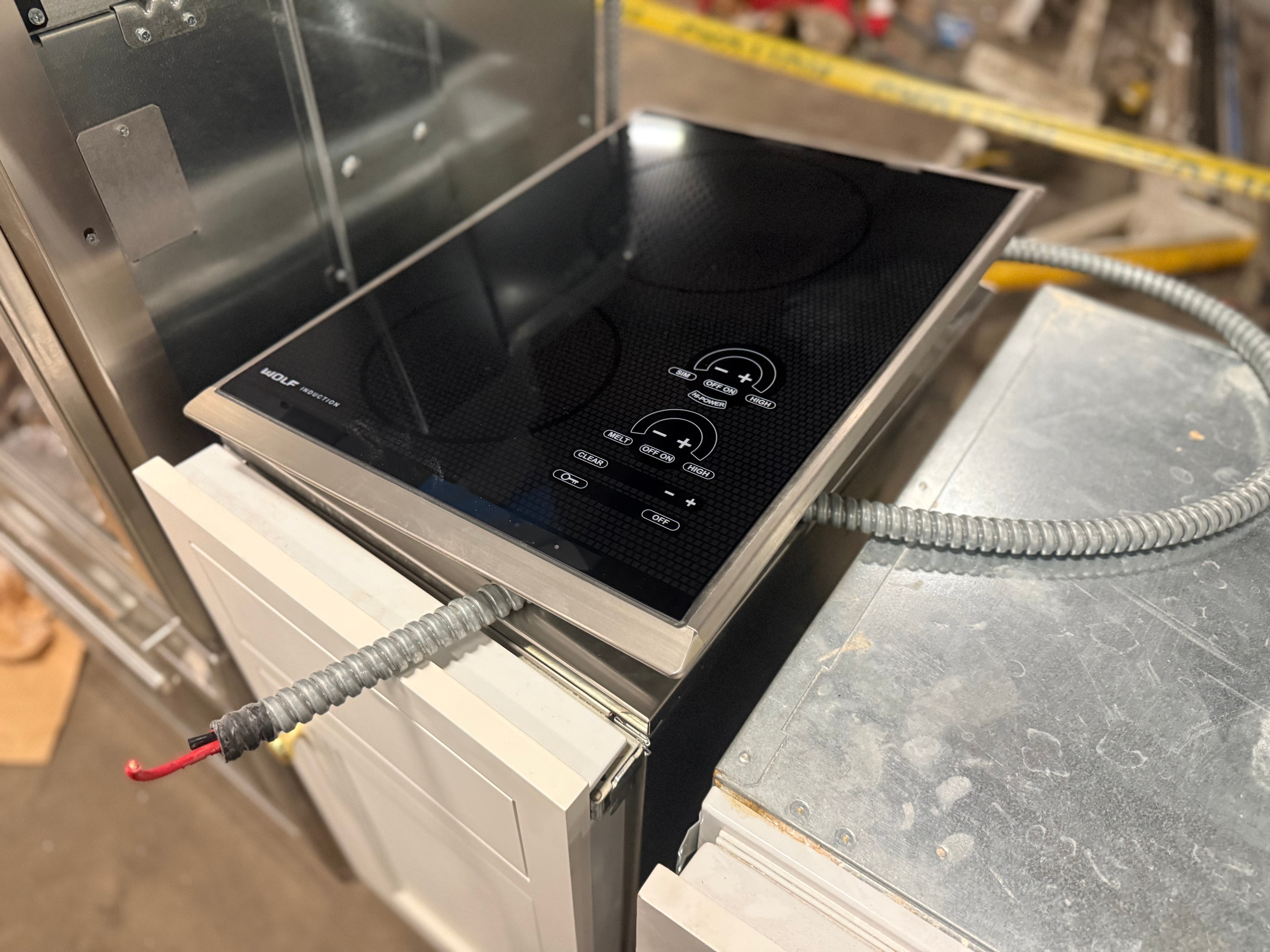 Wolf CT15I/S 15" Black Induction Cooktop