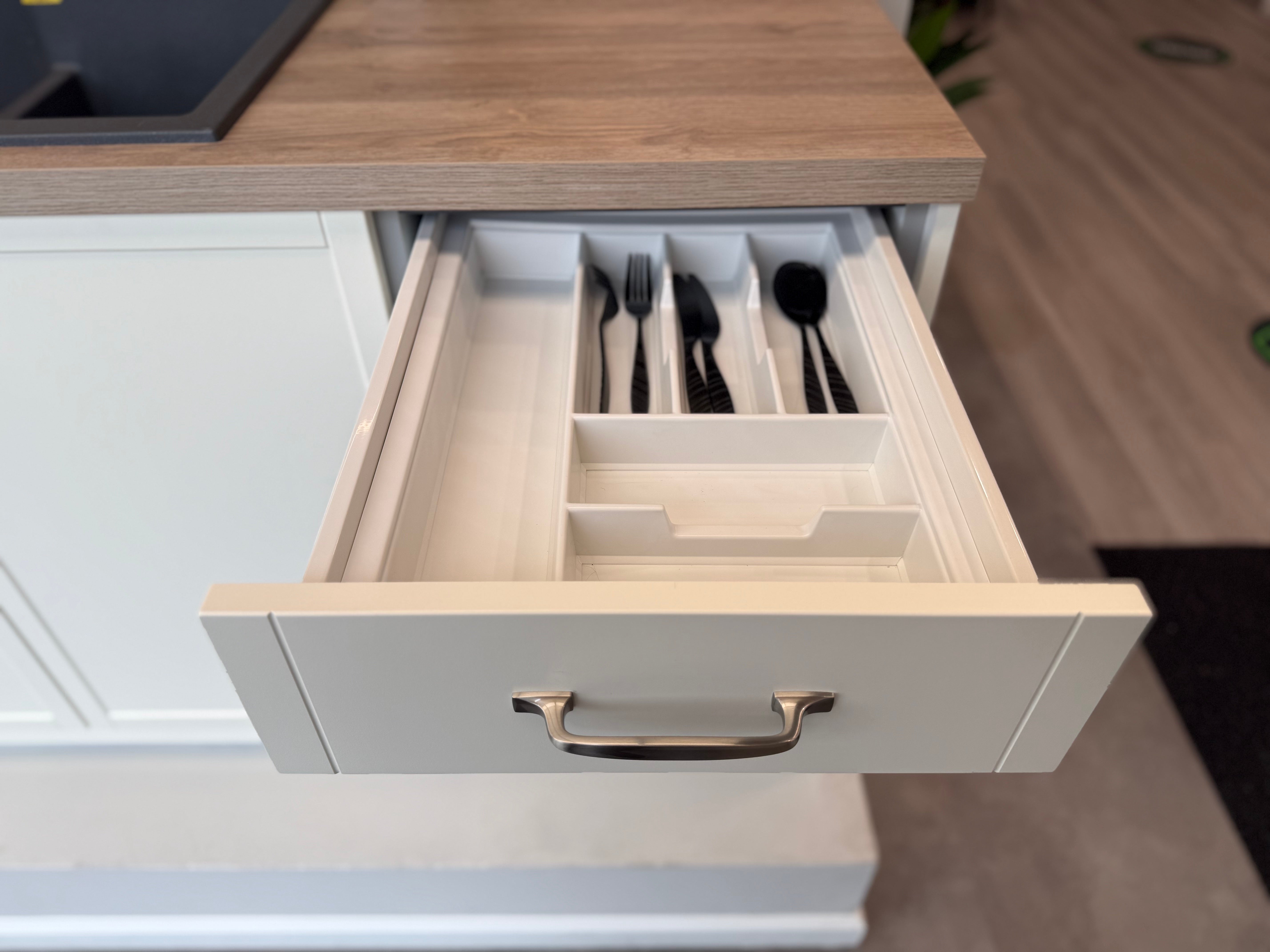 Wren Shaker Slim Matte Cream Kitchen