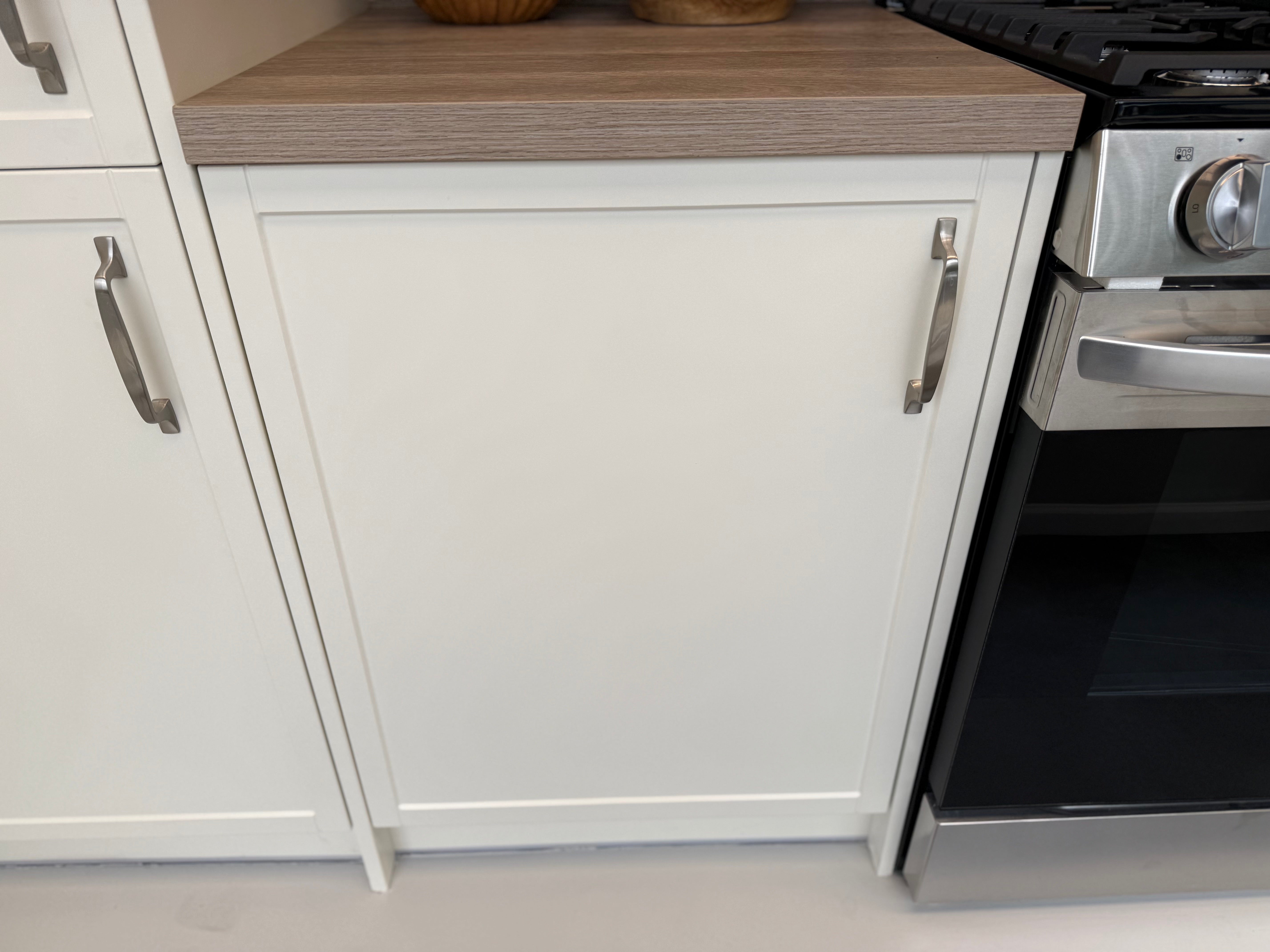 Wren Shaker Slim Matte Cream Kitchen
