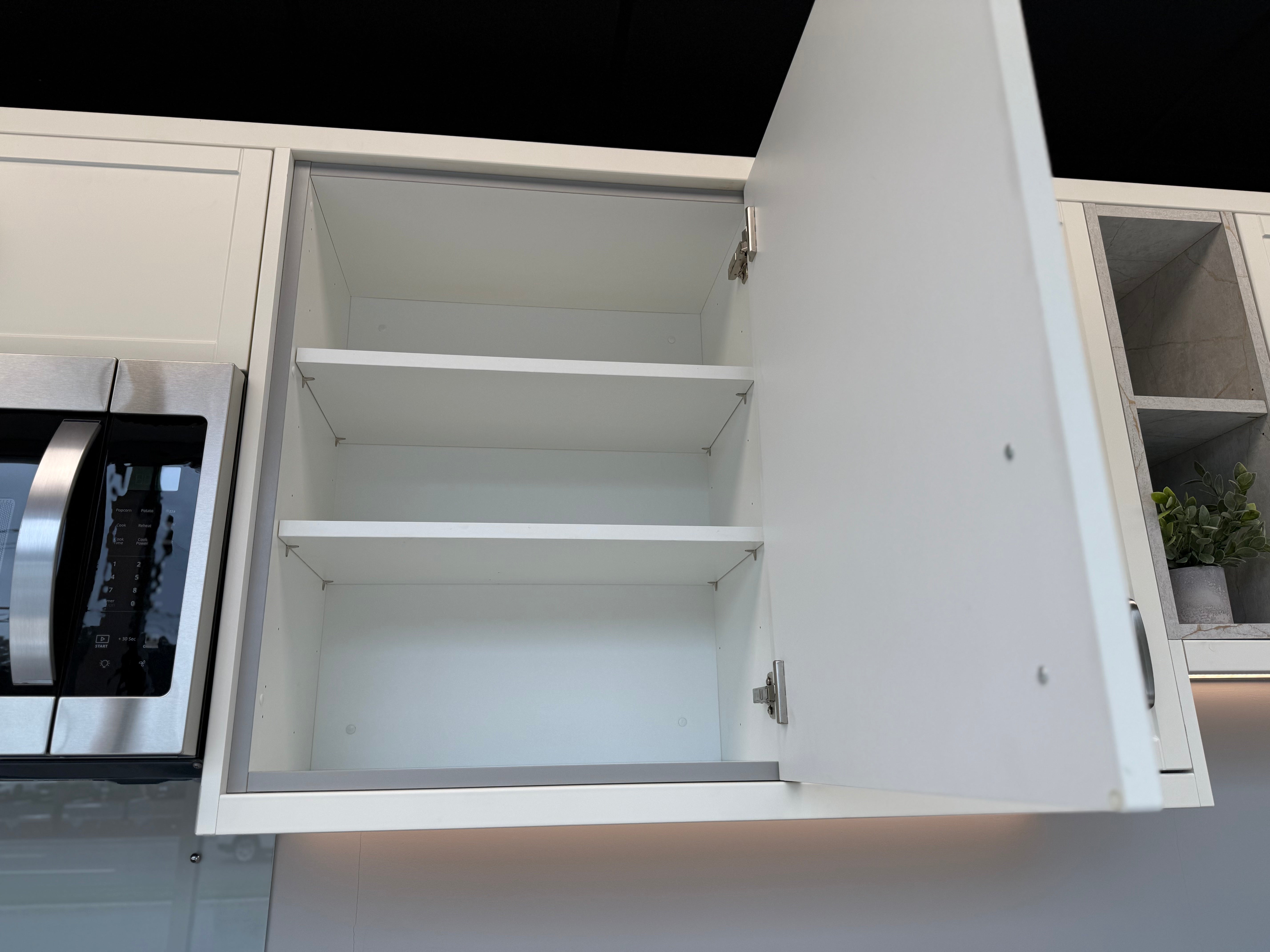 Wren Shaker Slim Matte Cream Kitchen
