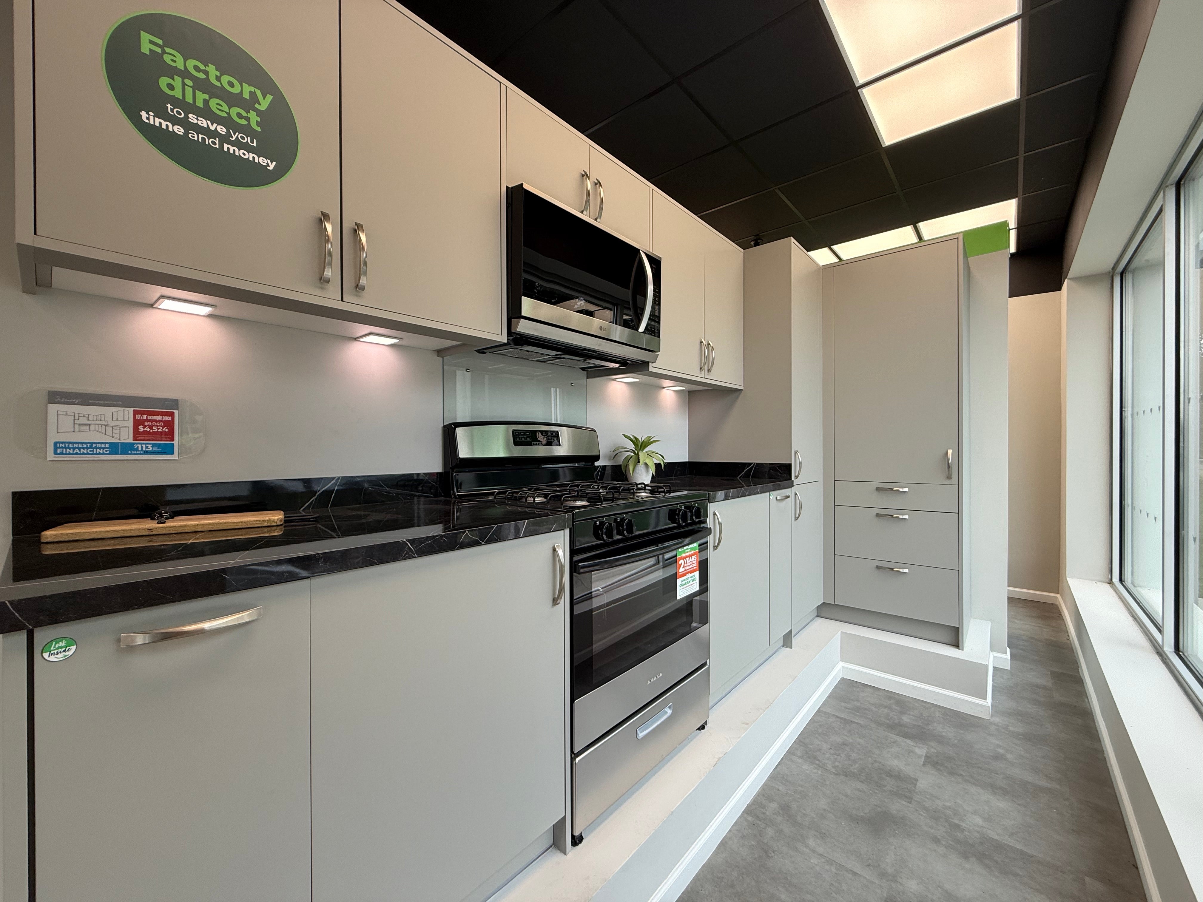 Wren Infinity Autograph Ash Gray Silk Kitchen Wall