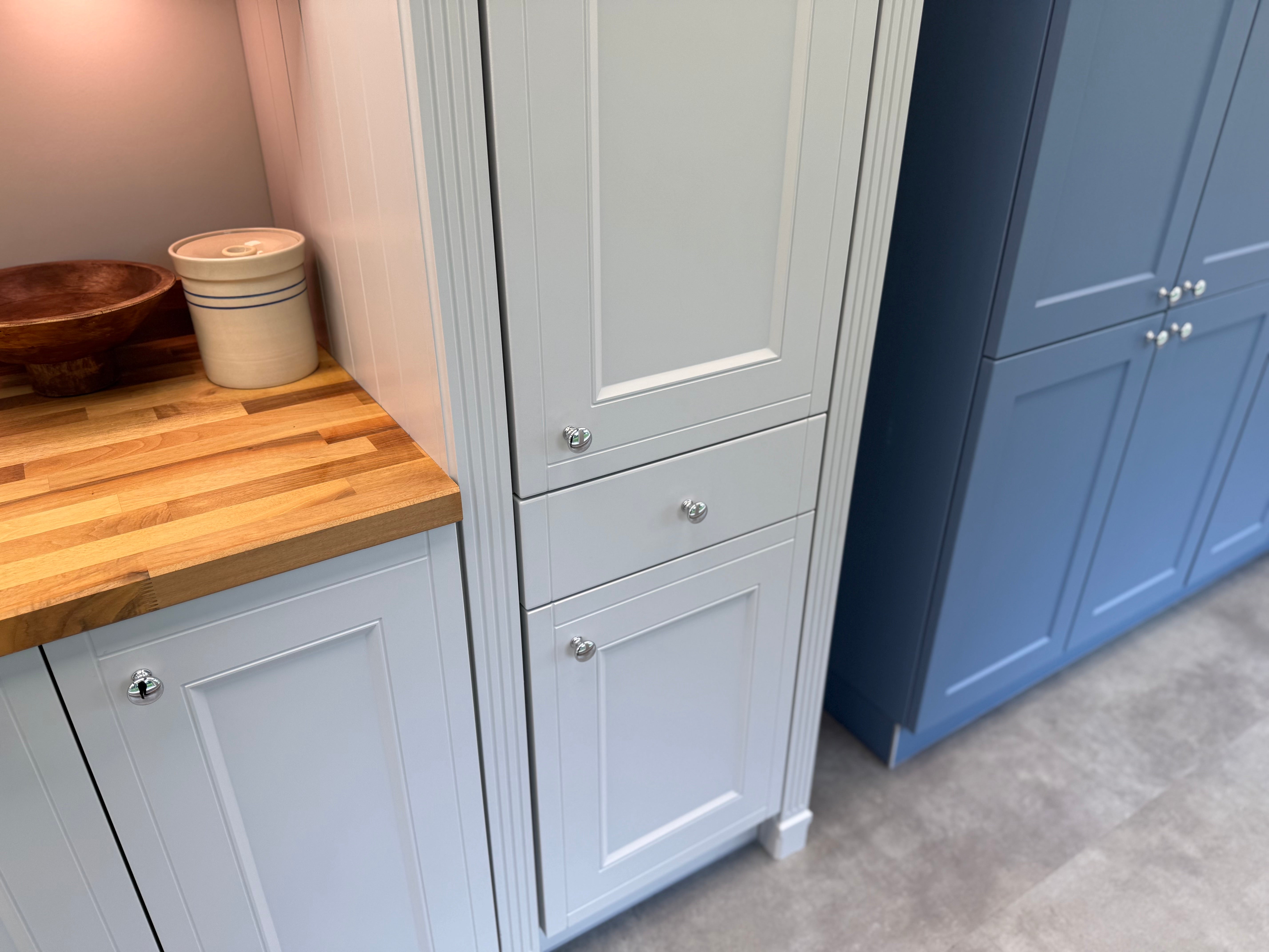 Wren Country Juratek Matte Pebble Gray Kitchen Wall