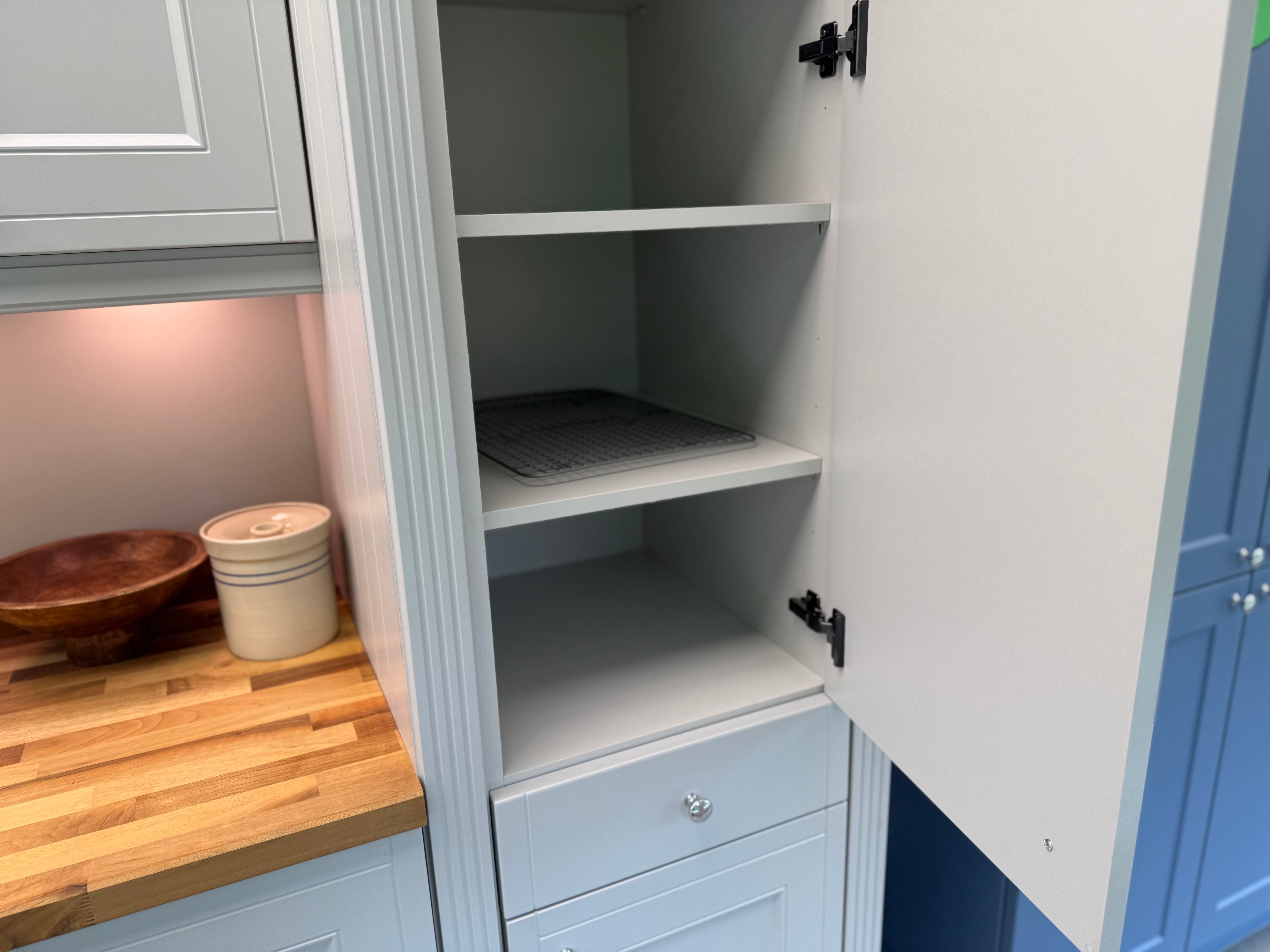 Wren Country Juratek Matte Pebble Gray Kitchen Wall
