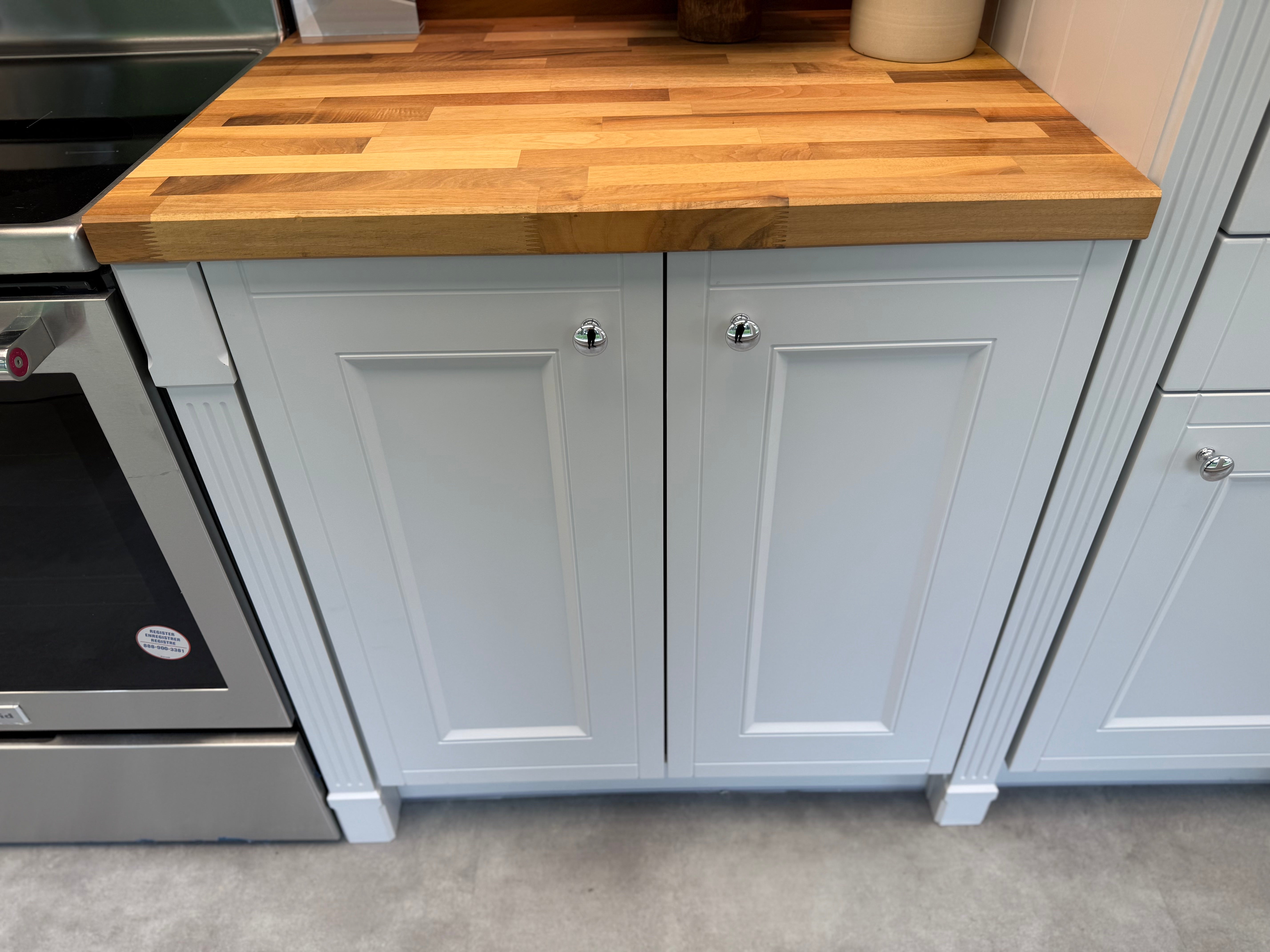 Wren Country Juratek Matte Pebble Gray Kitchen Wall