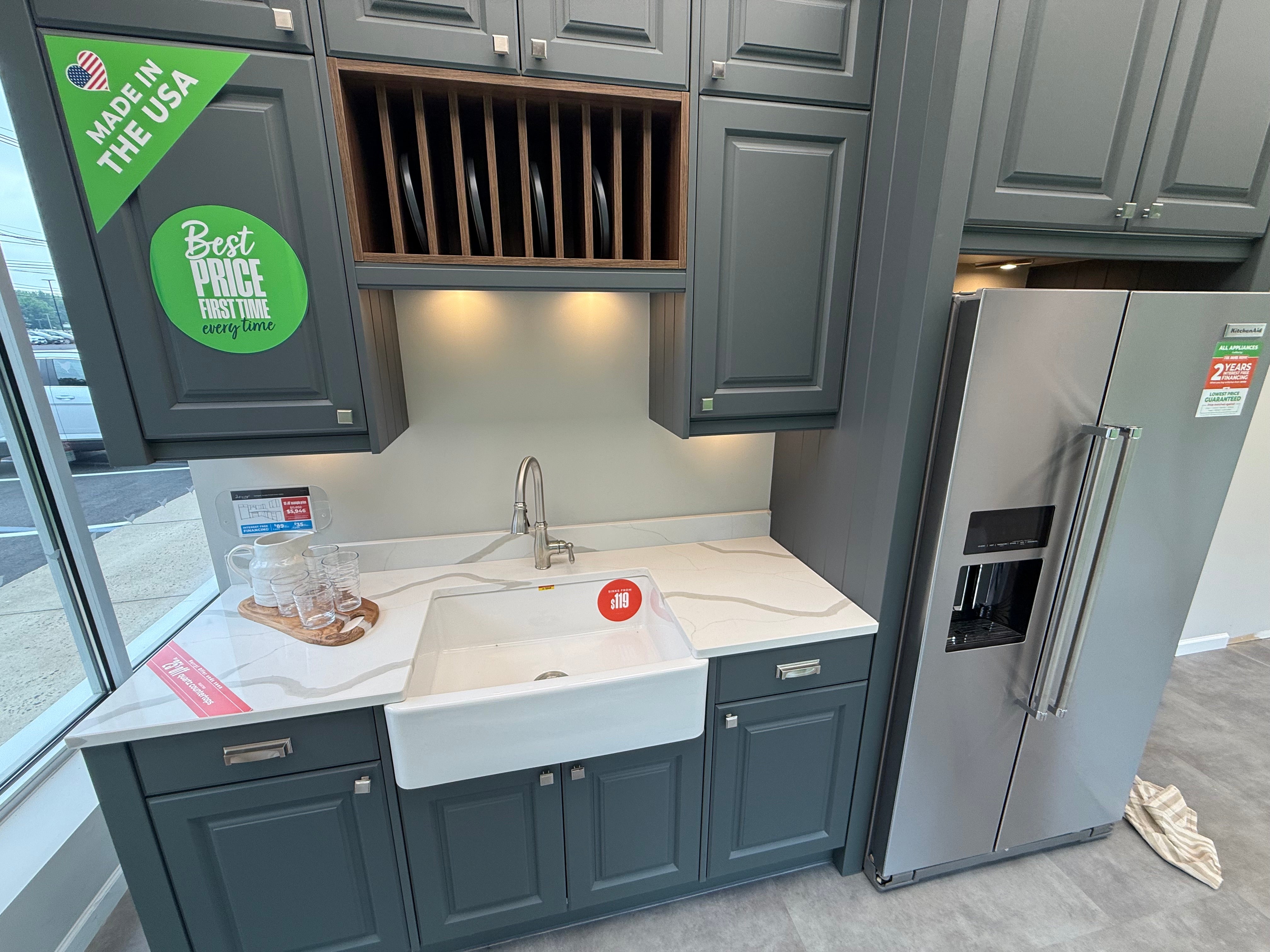 Wren Georgian Juratek Matte Forest Green Pantry Wall