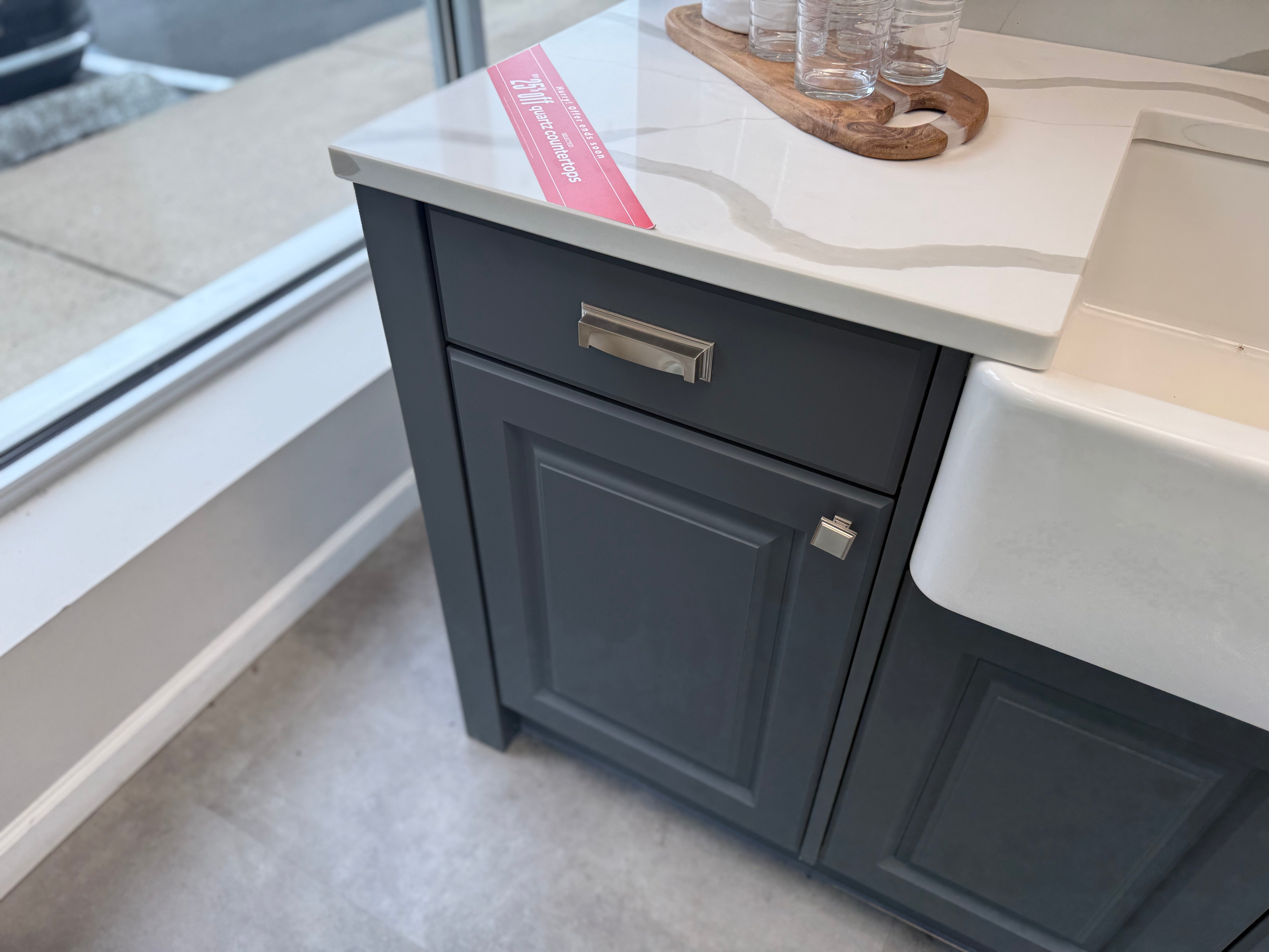 Wren Georgian Juratek Matte Forest Green Pantry Wall