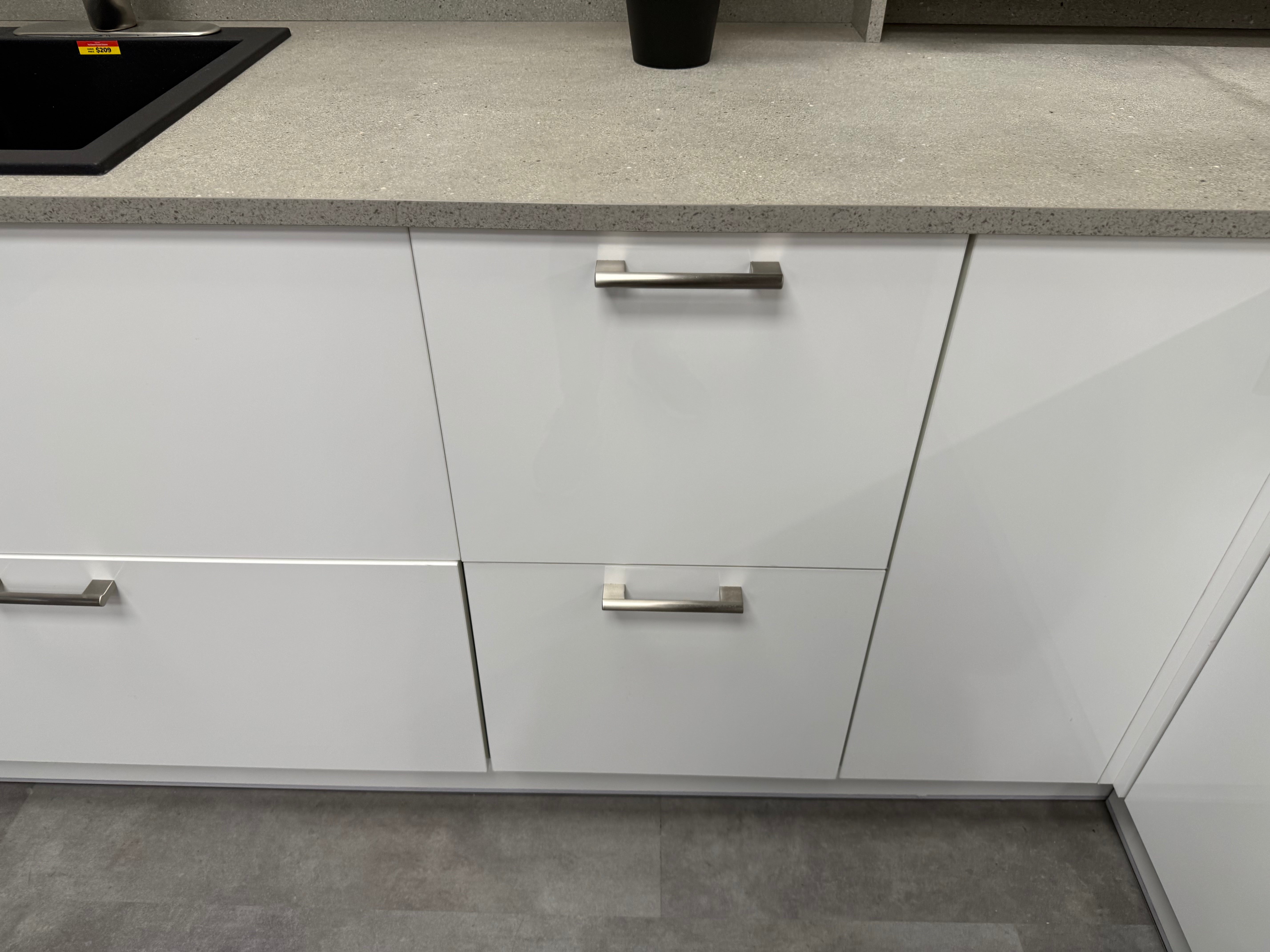 Wren Infinity Autograph White Gloss Kitchen