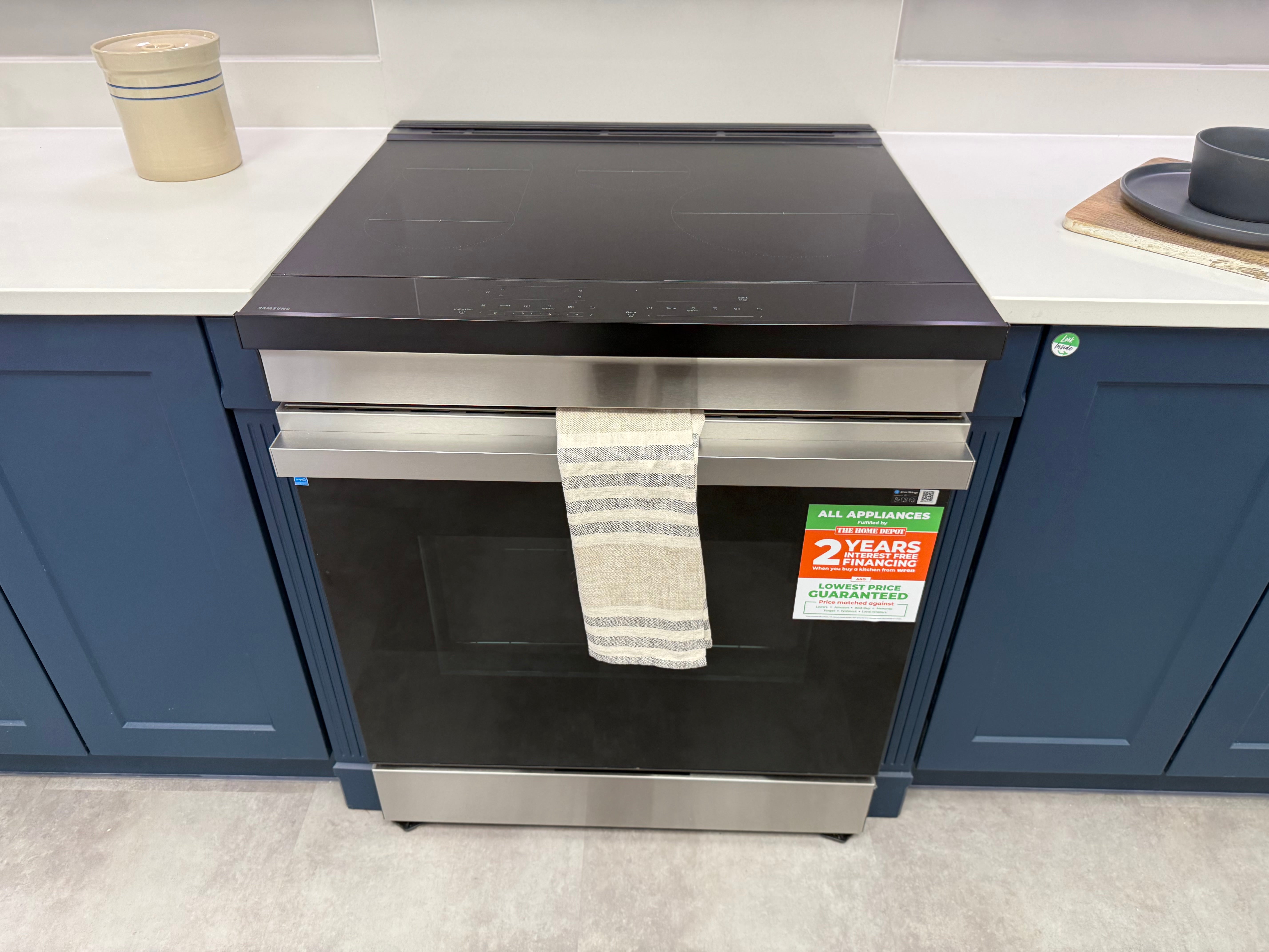 Wren Shaker Chelsea Juratek Matte Sapphire Blue Cooking Wall