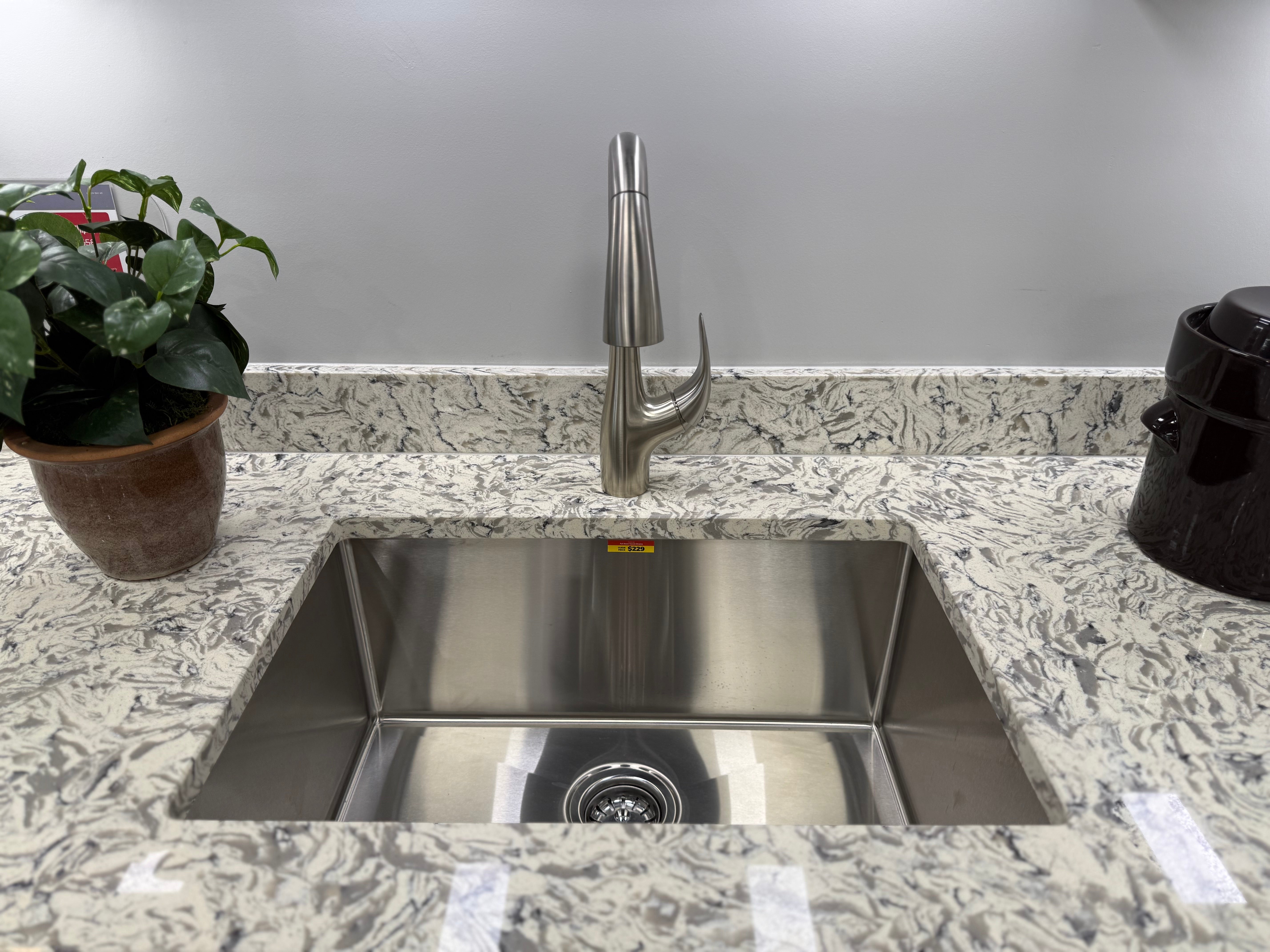 Wren Infinity Shaker Classic Matte White Kitchen