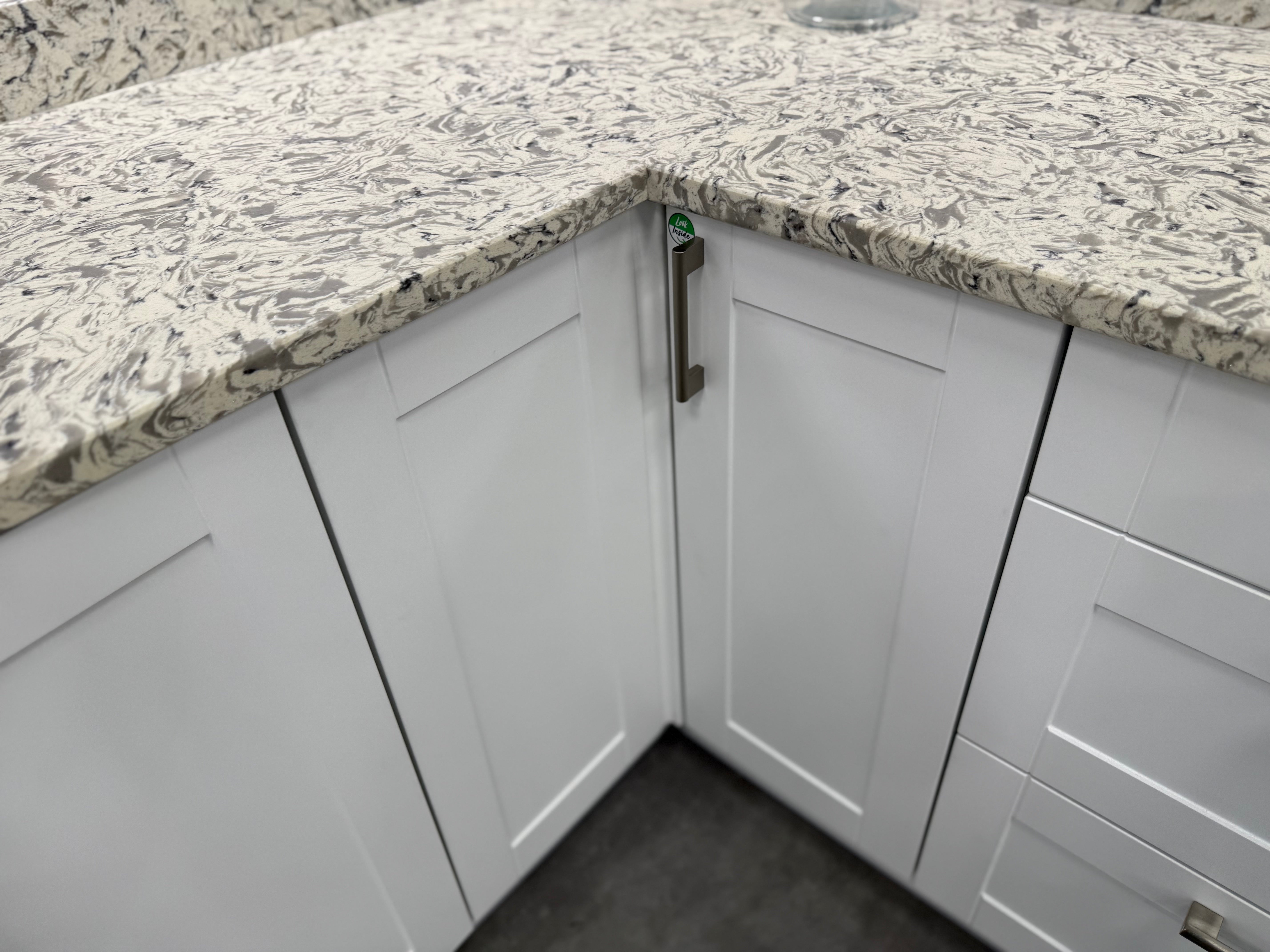 Wren Infinity Shaker Classic Matte White Kitchen