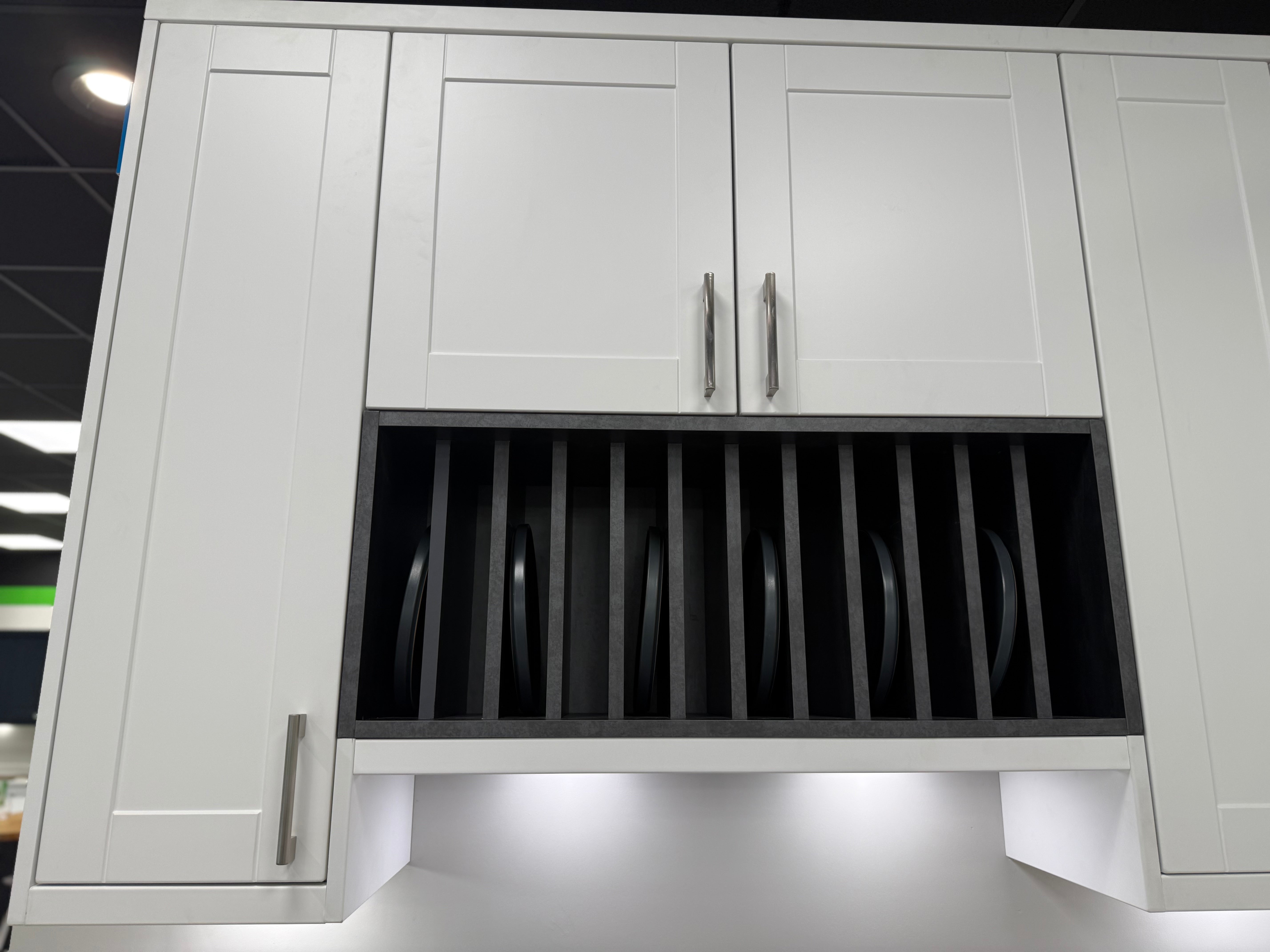 Wren Infinity Shaker Classic Matte White Kitchen