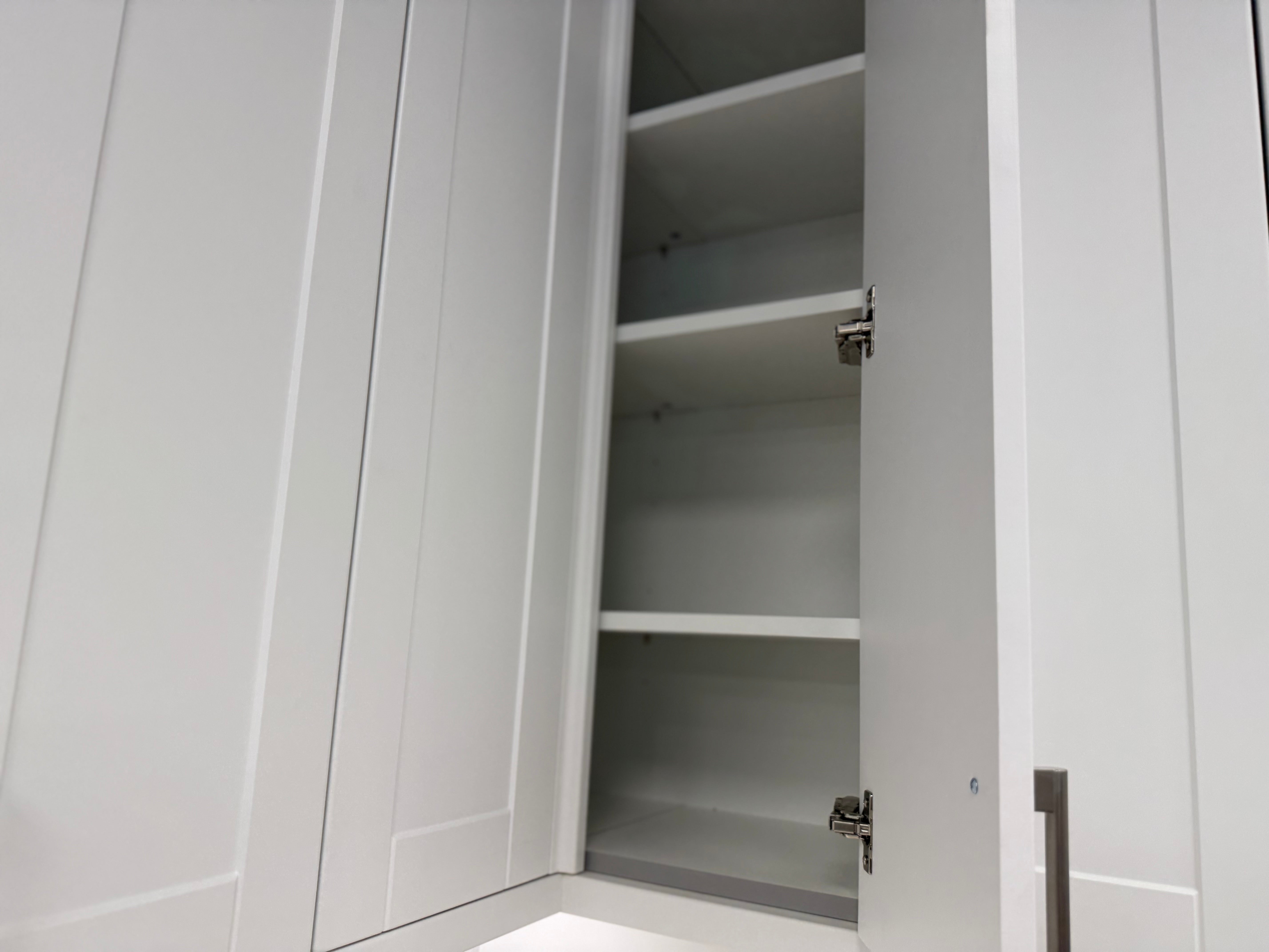 Wren Infinity Shaker Classic Matte White Kitchen