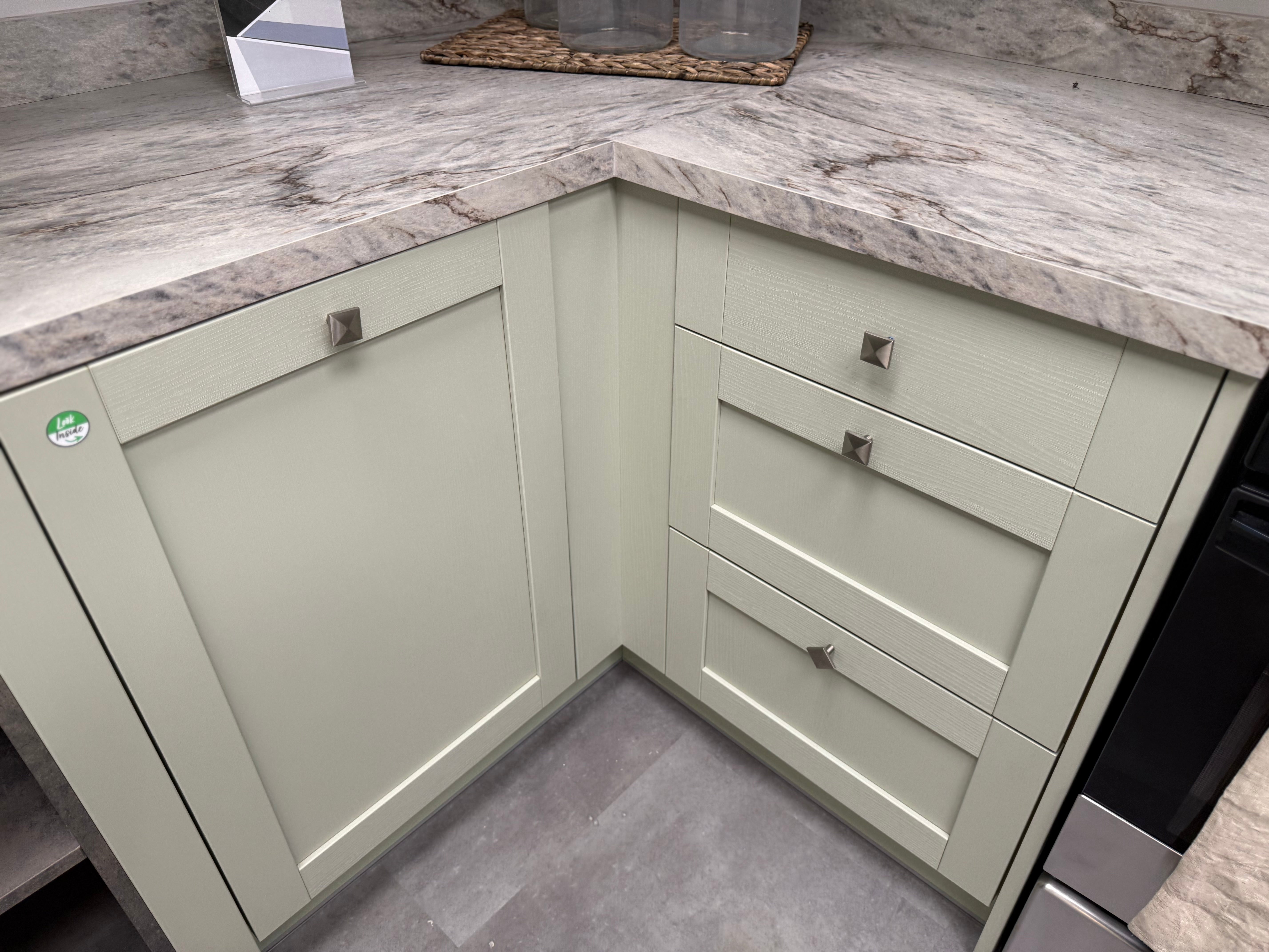 Wren Infinity Plus Shaker Forest Classic Thyme Grain Kitchen
