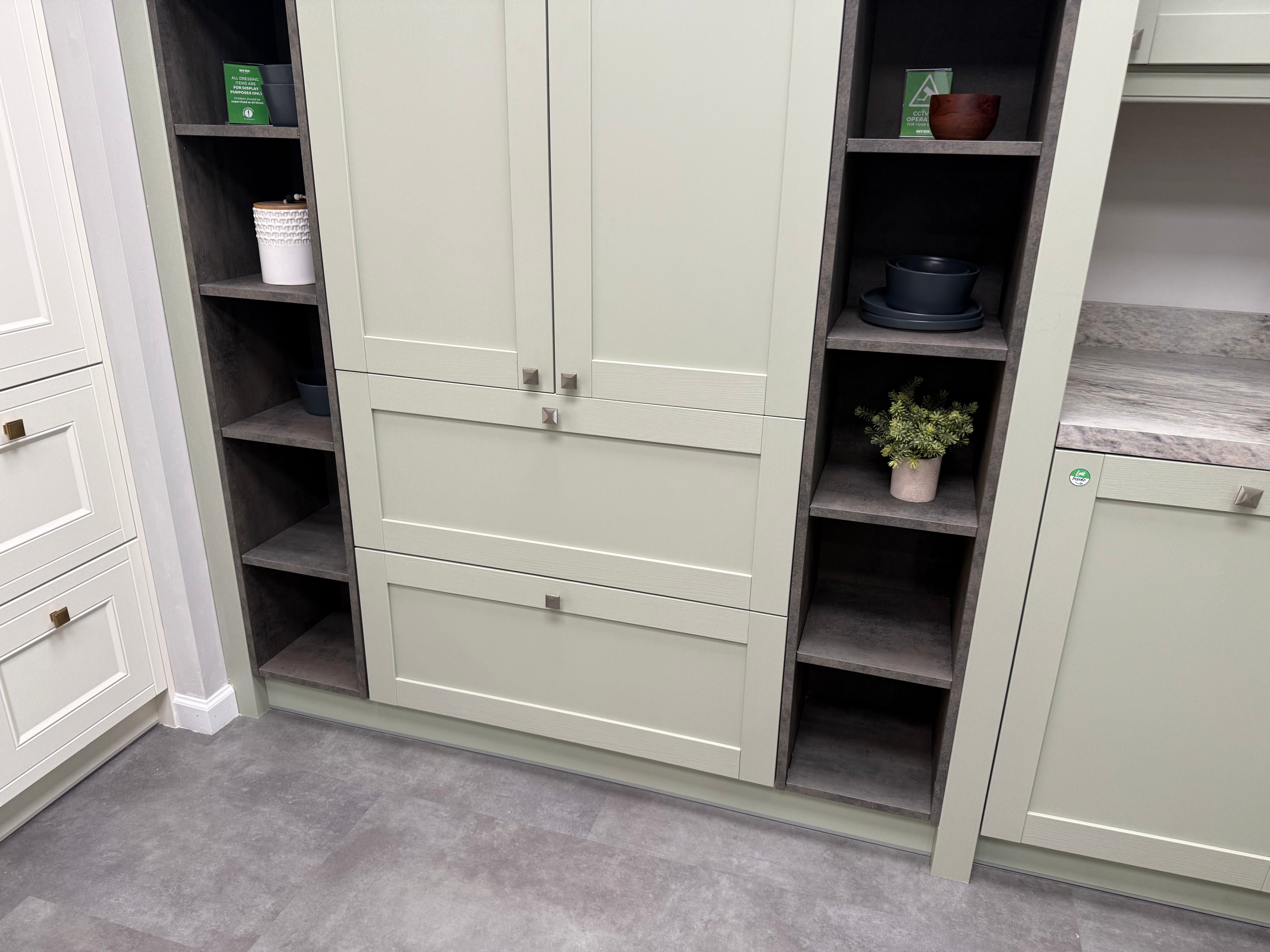 Wren Infinity Plus Shaker Forest Classic Thyme Grain Kitchen