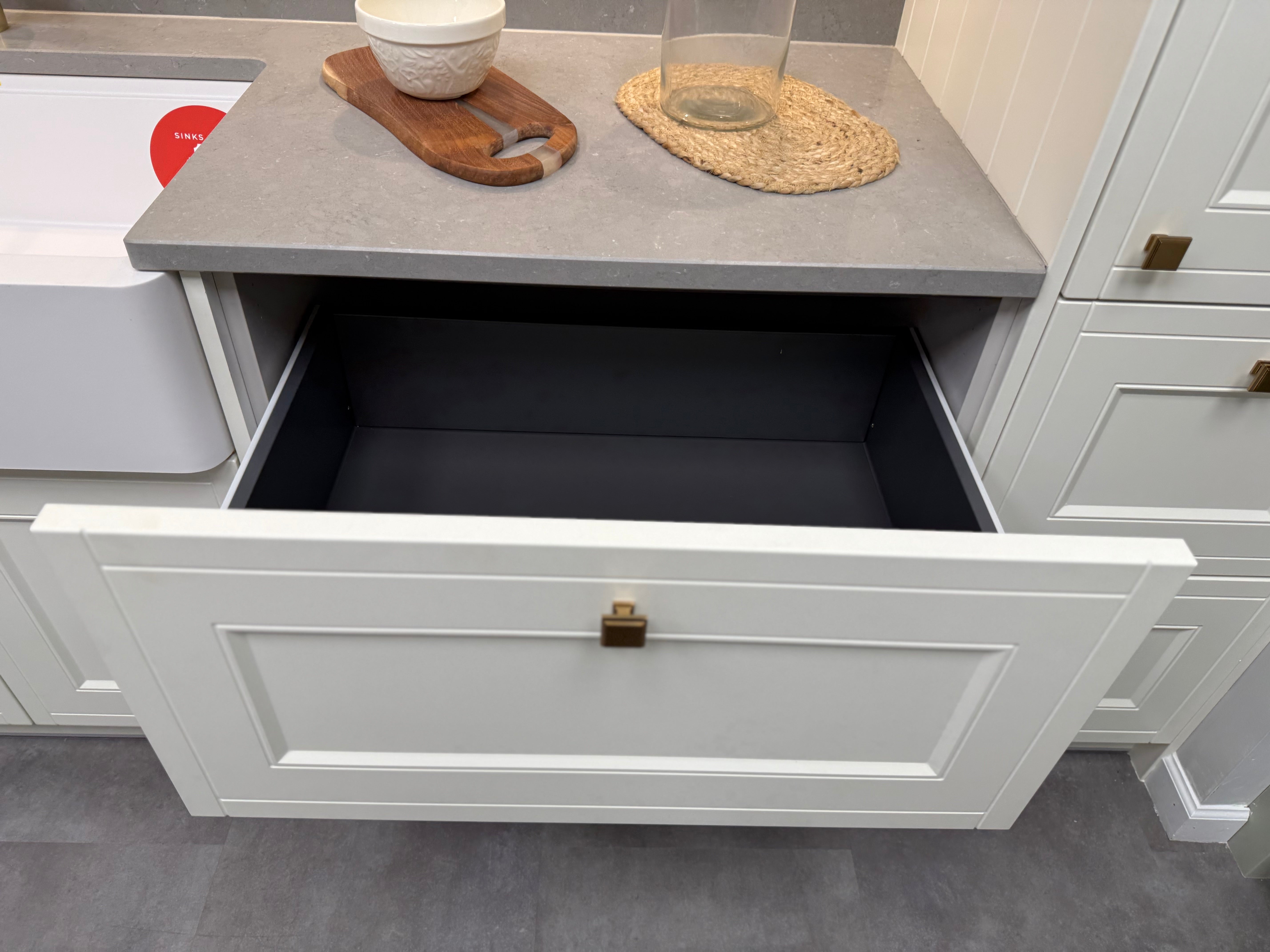 Wren Infinity Plus Country Juratek Cream Matte Pantry Wall