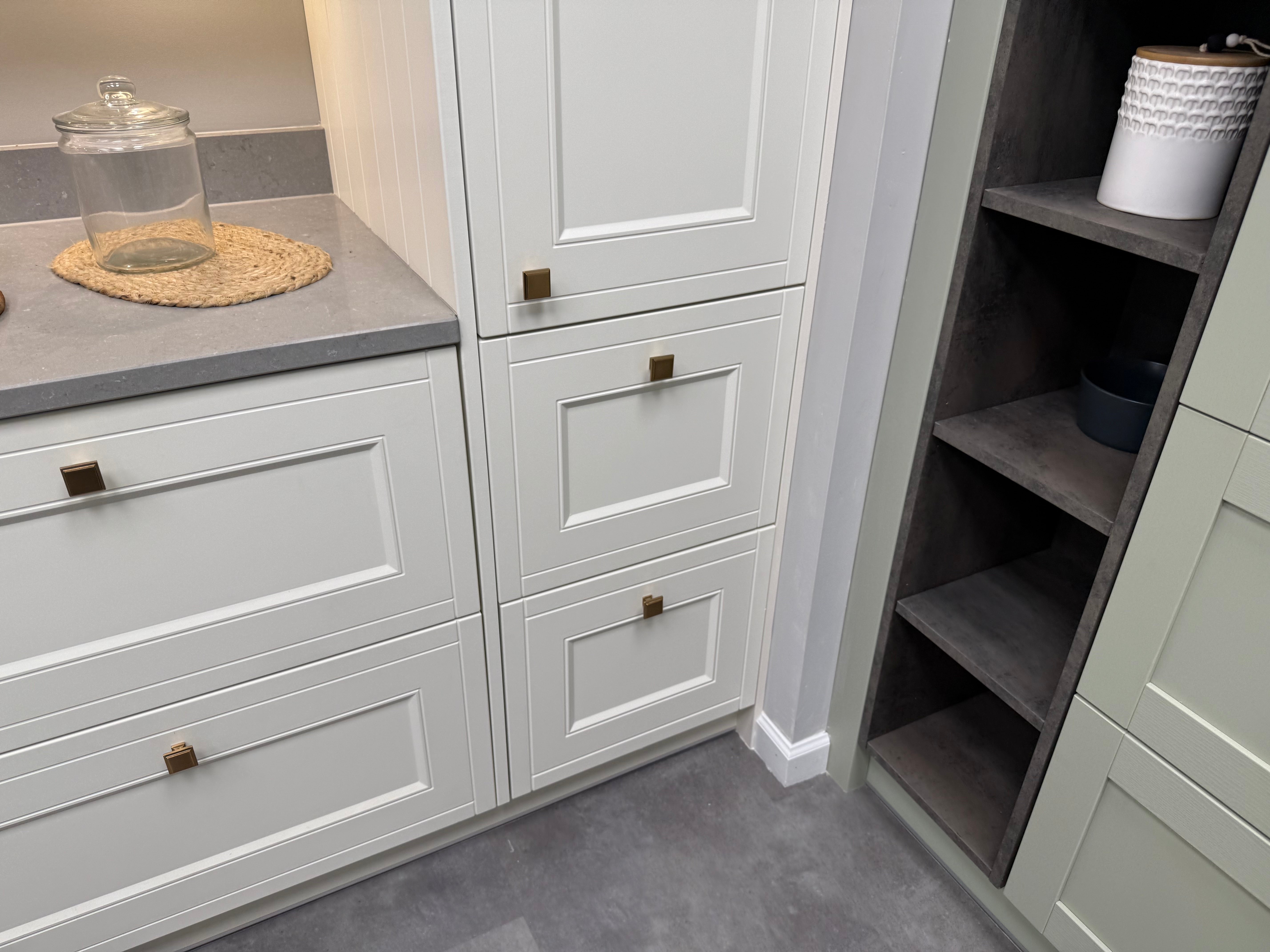 Wren Infinity Plus Country Juratek Cream Matte Pantry Wall