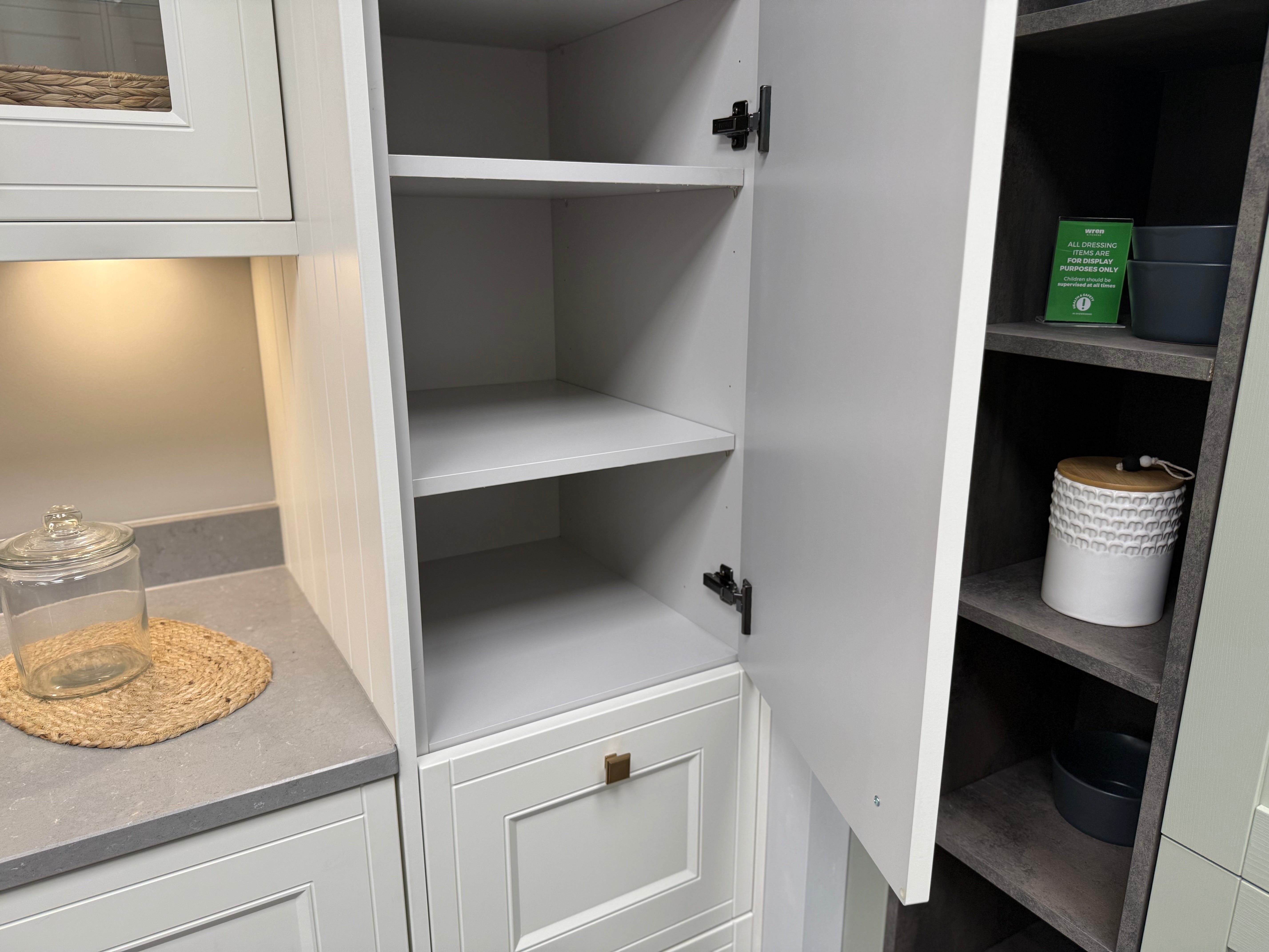 Wren Infinity Plus Country Juratek Cream Matte Pantry Wall
