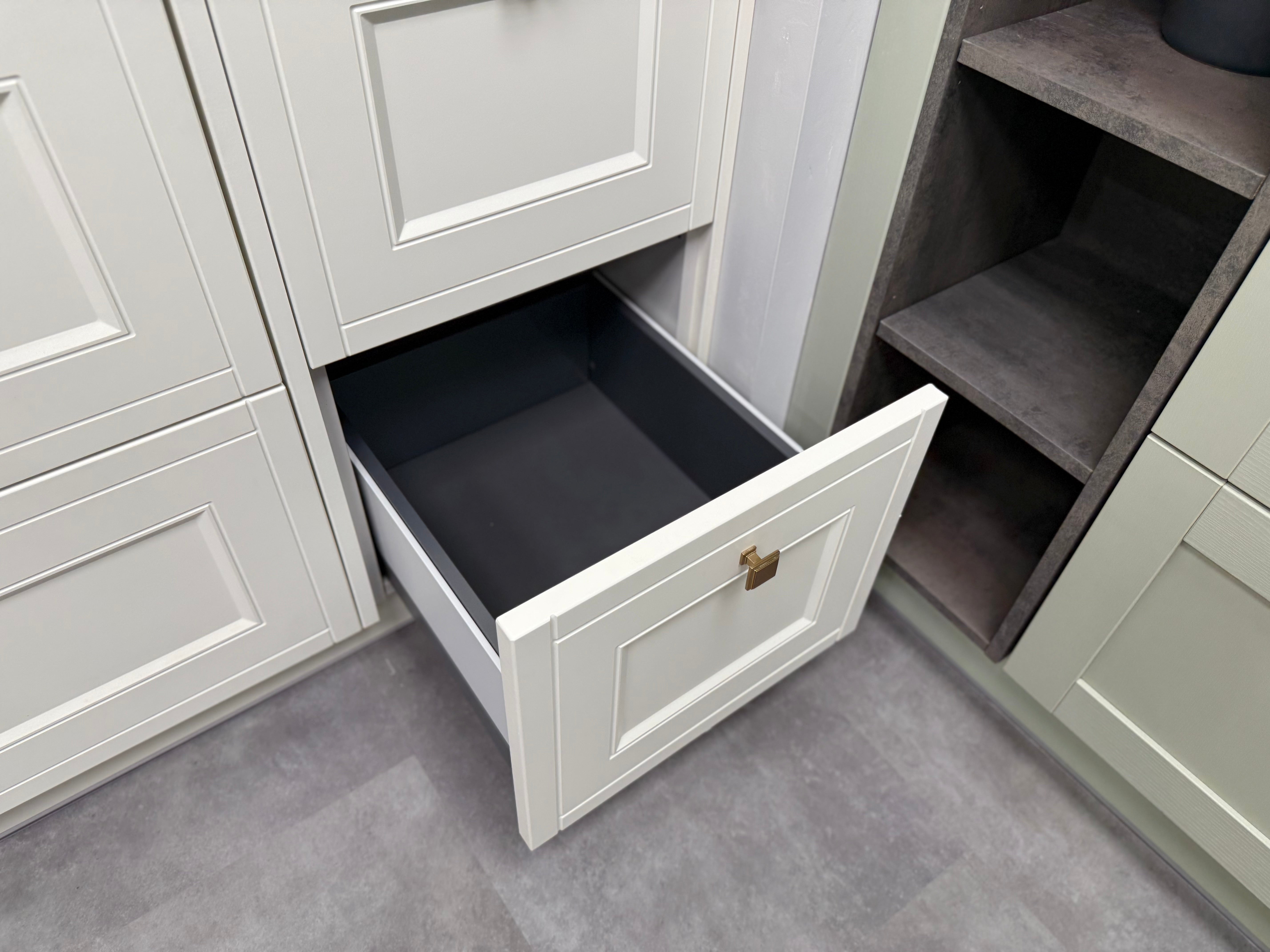 Wren Infinity Plus Country Juratek Cream Matte Pantry Wall