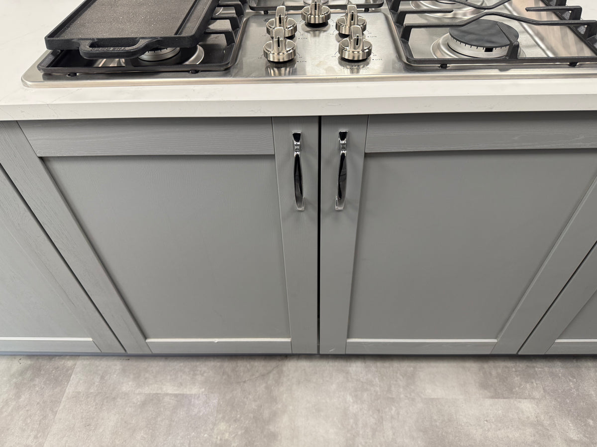 Wren Shaker Forest Classic Dust Gray & Shadow Grain Kitchen