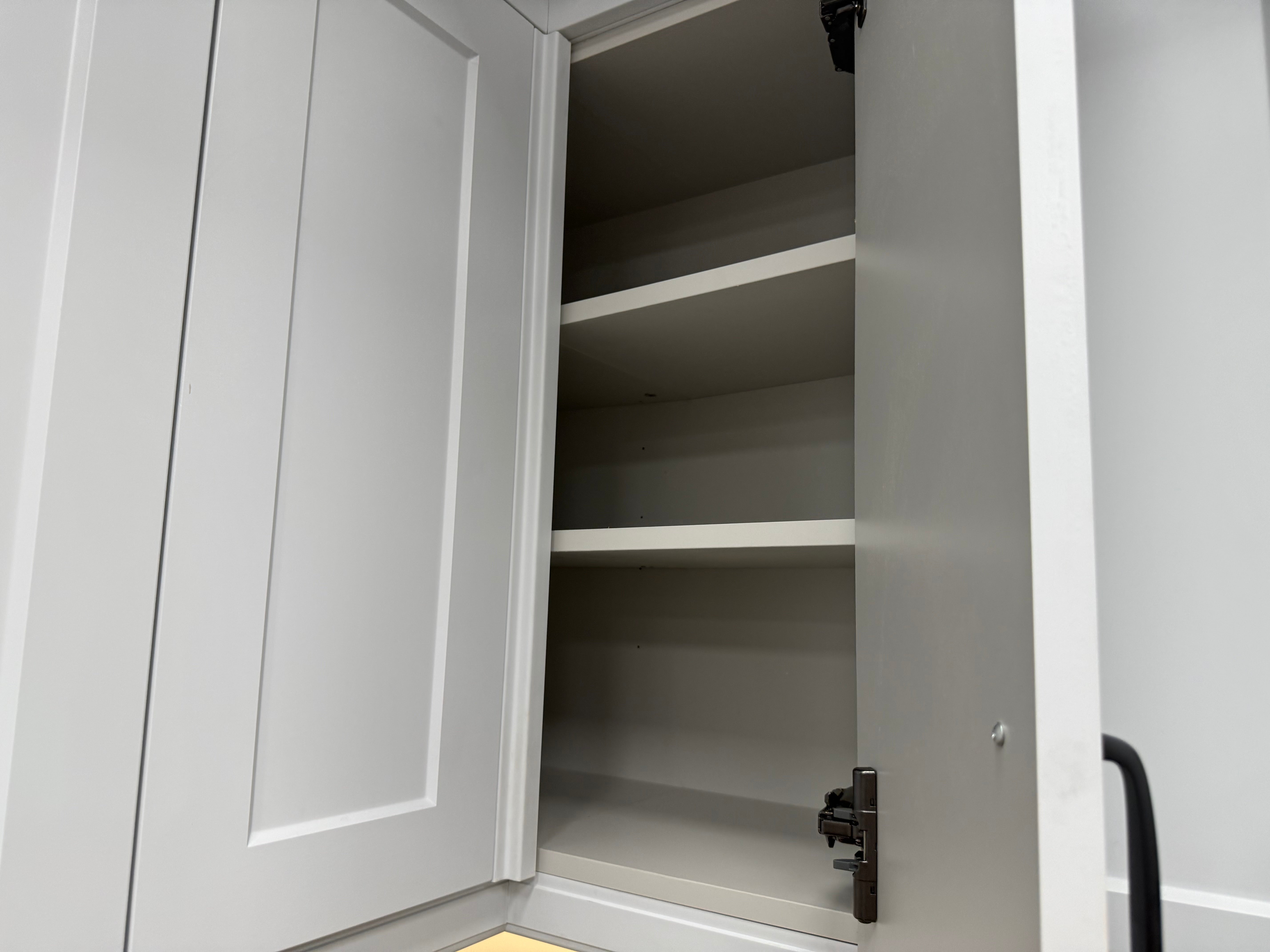 Wren Shaker Chelsea Juratek Matte Chalk White Kitchen with Island