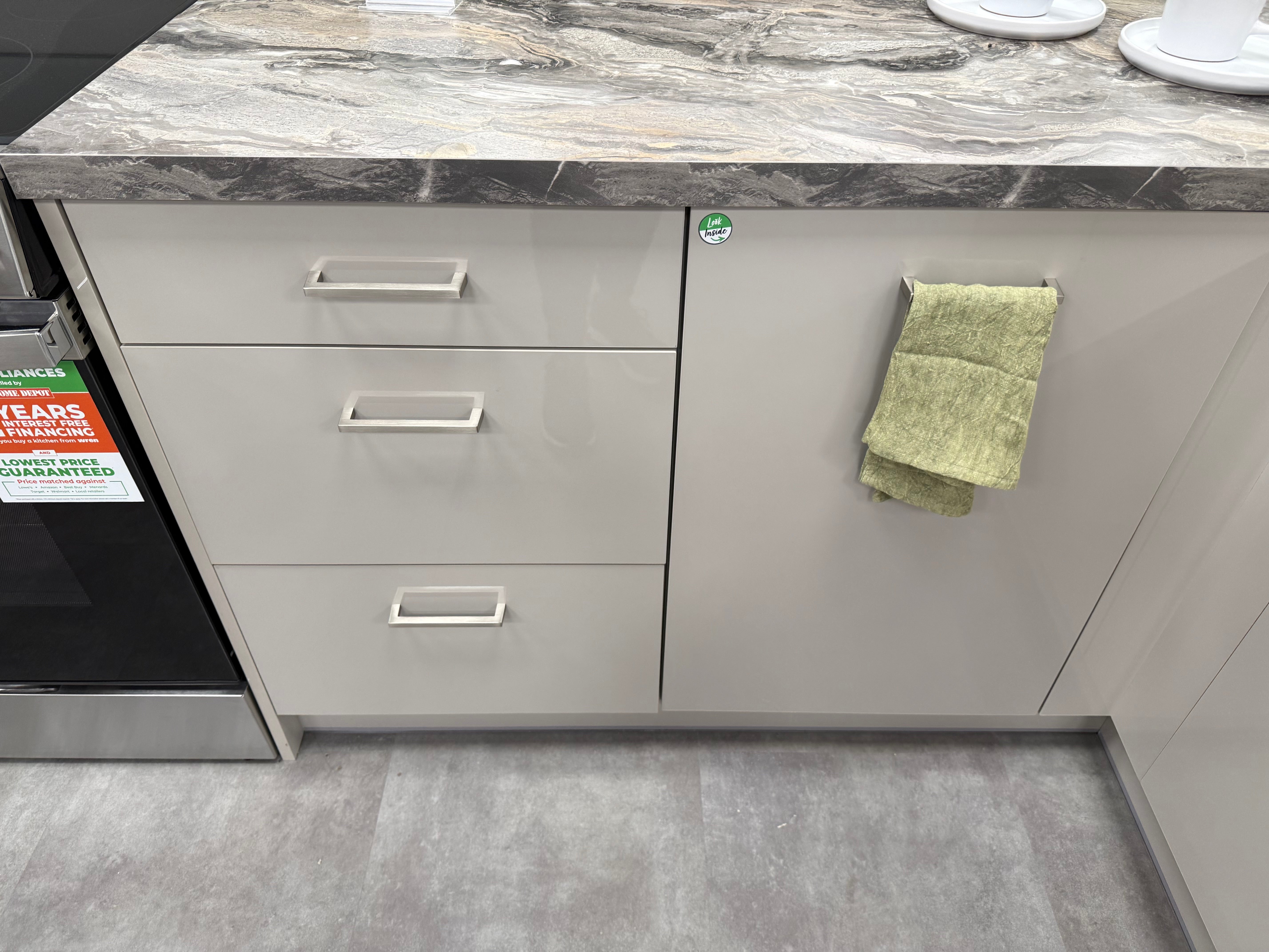 Wren Infinity Autograph Cashmere Gloss Kitchen